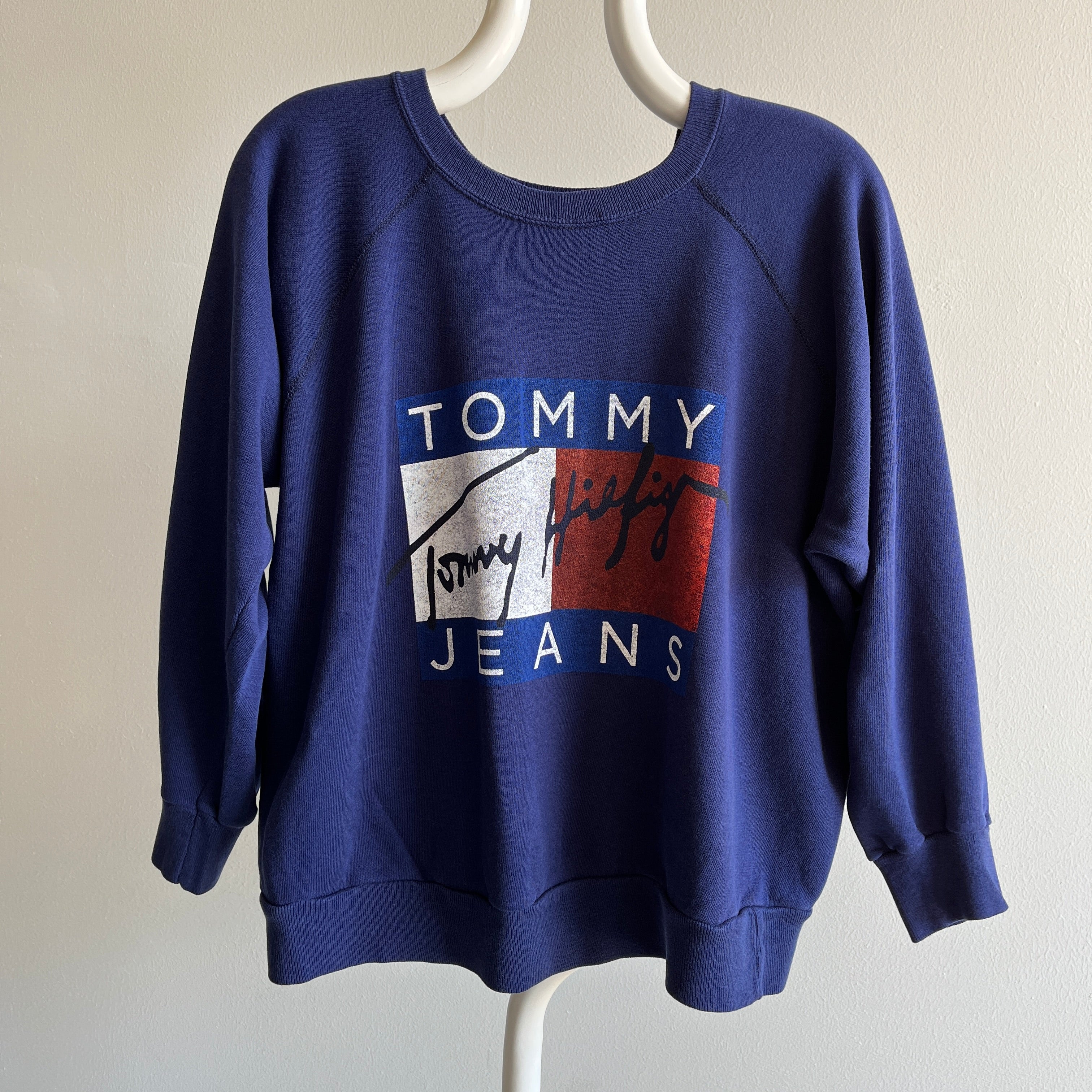 Sweat-shirt raglan à sérigraphie Tommy des années 1980