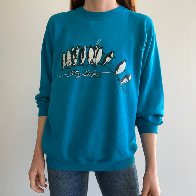 1980s Stay Cool, Keystone Colorado Thin and Worn Penguins Ski Sweatshirt. Oui svp !