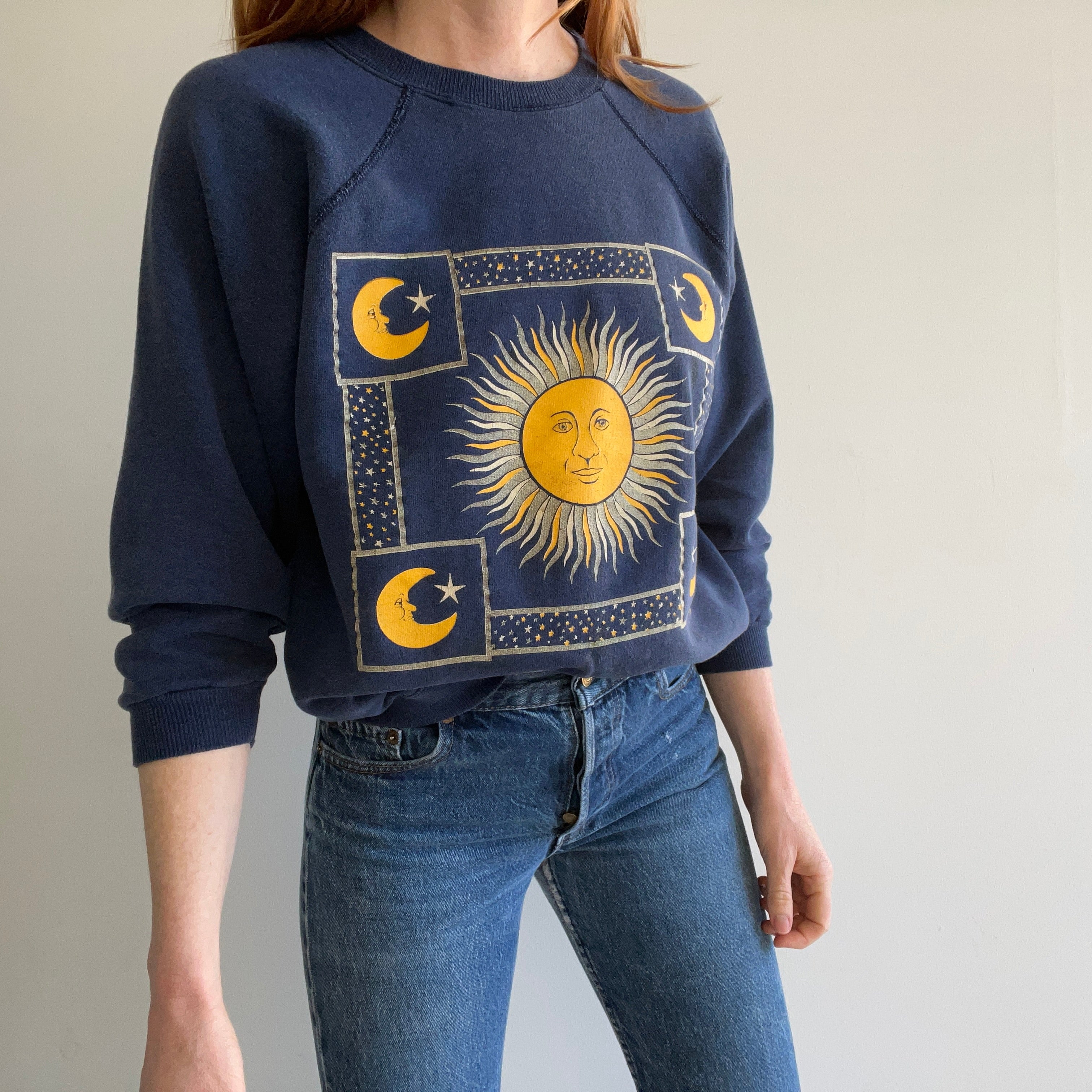 Sweat-shirt soleil, lune et étoiles des années 1980 - coloration