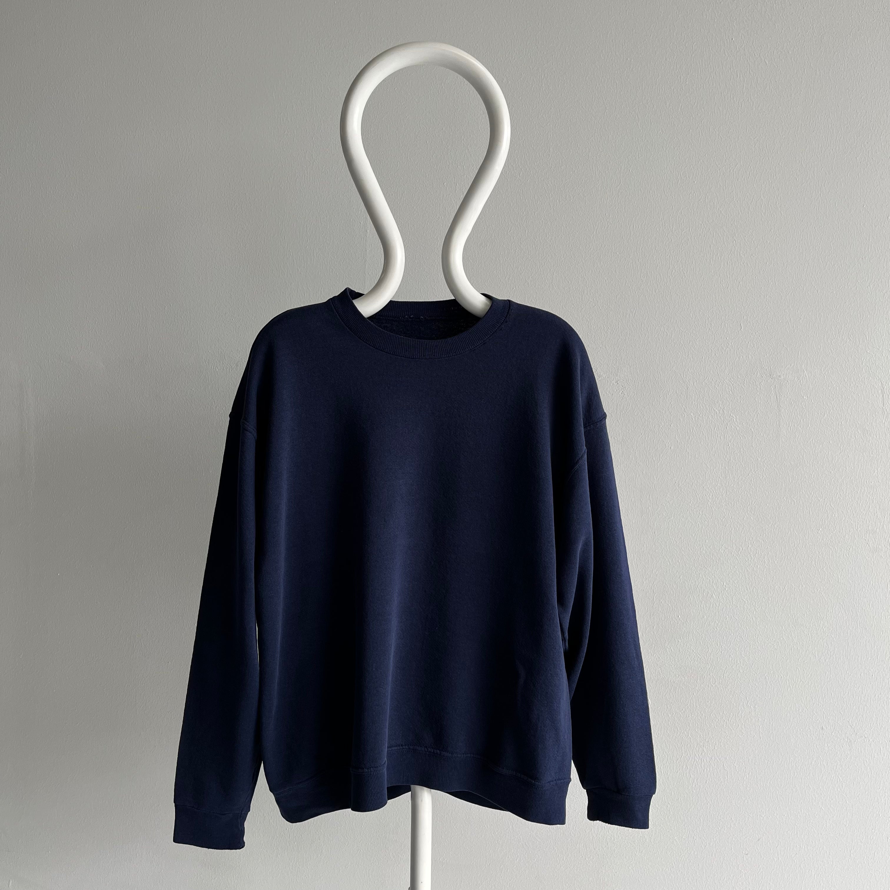 1990s BEAUTIFUL Slouchy Thinned Out Delightful Navy Sweatshirt