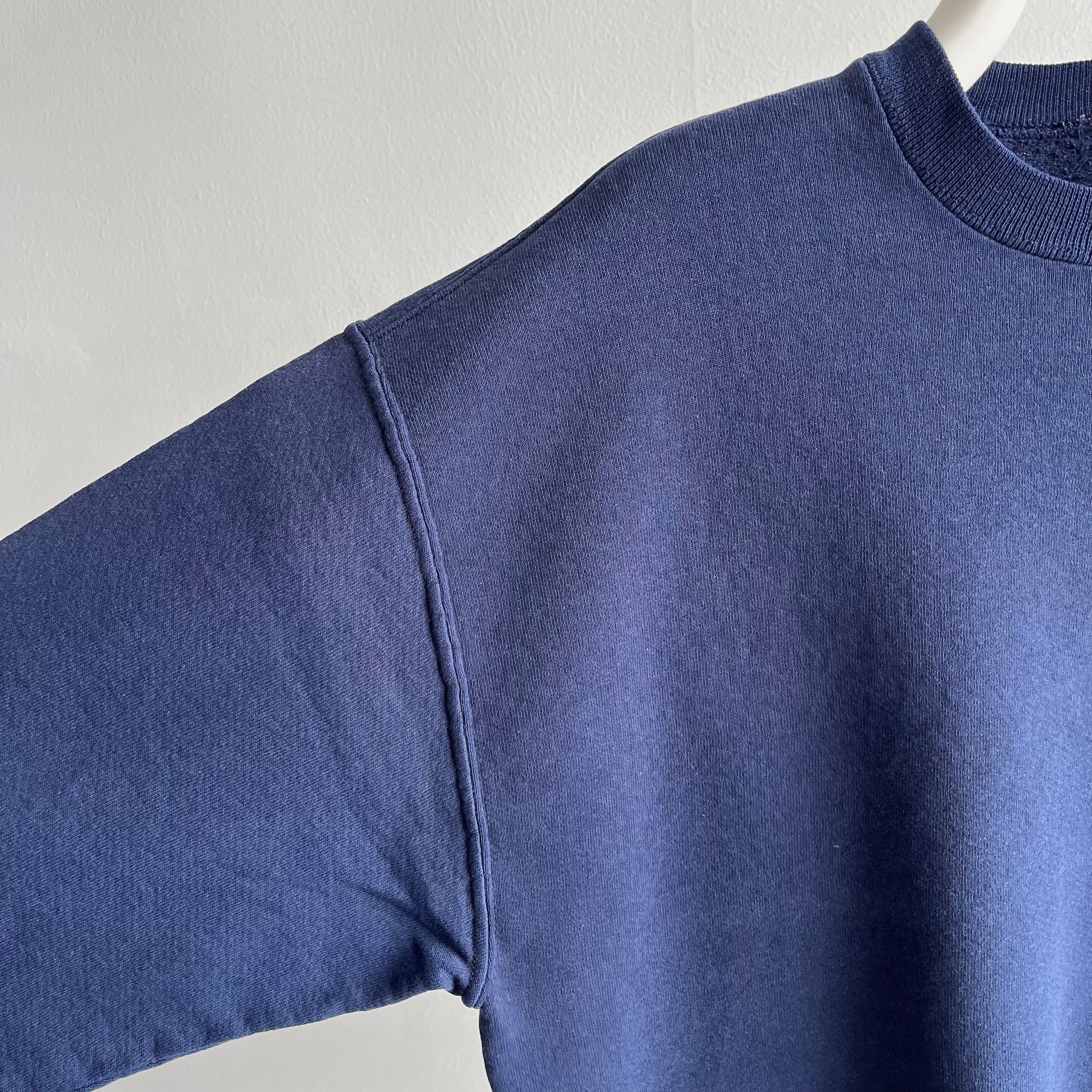 1990s BEAUTIFUL Slouchy Thinned Out Delightful Navy Sweatshirt