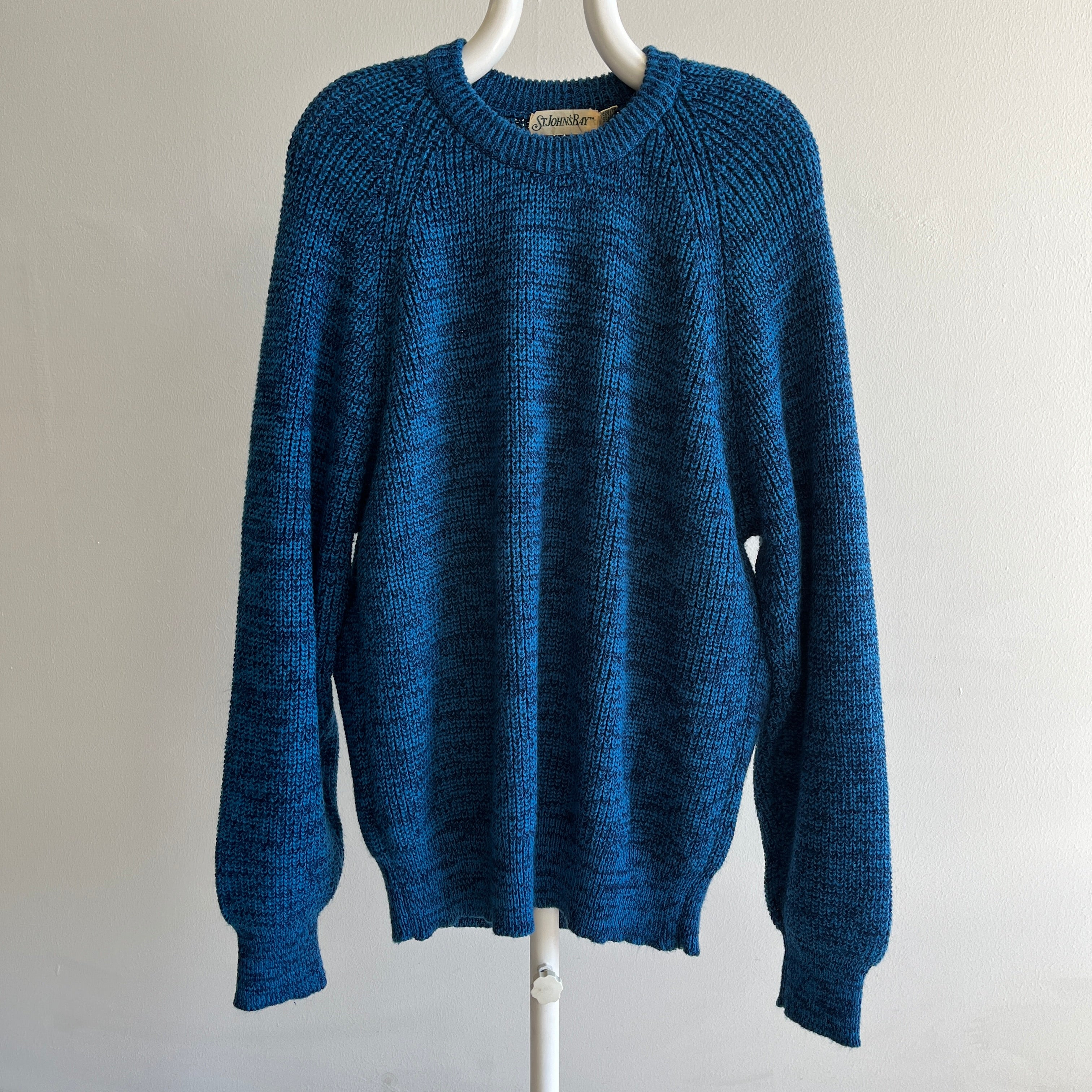 1980s St. John's Bay Blue and Black Ribbed Raglan Sweater