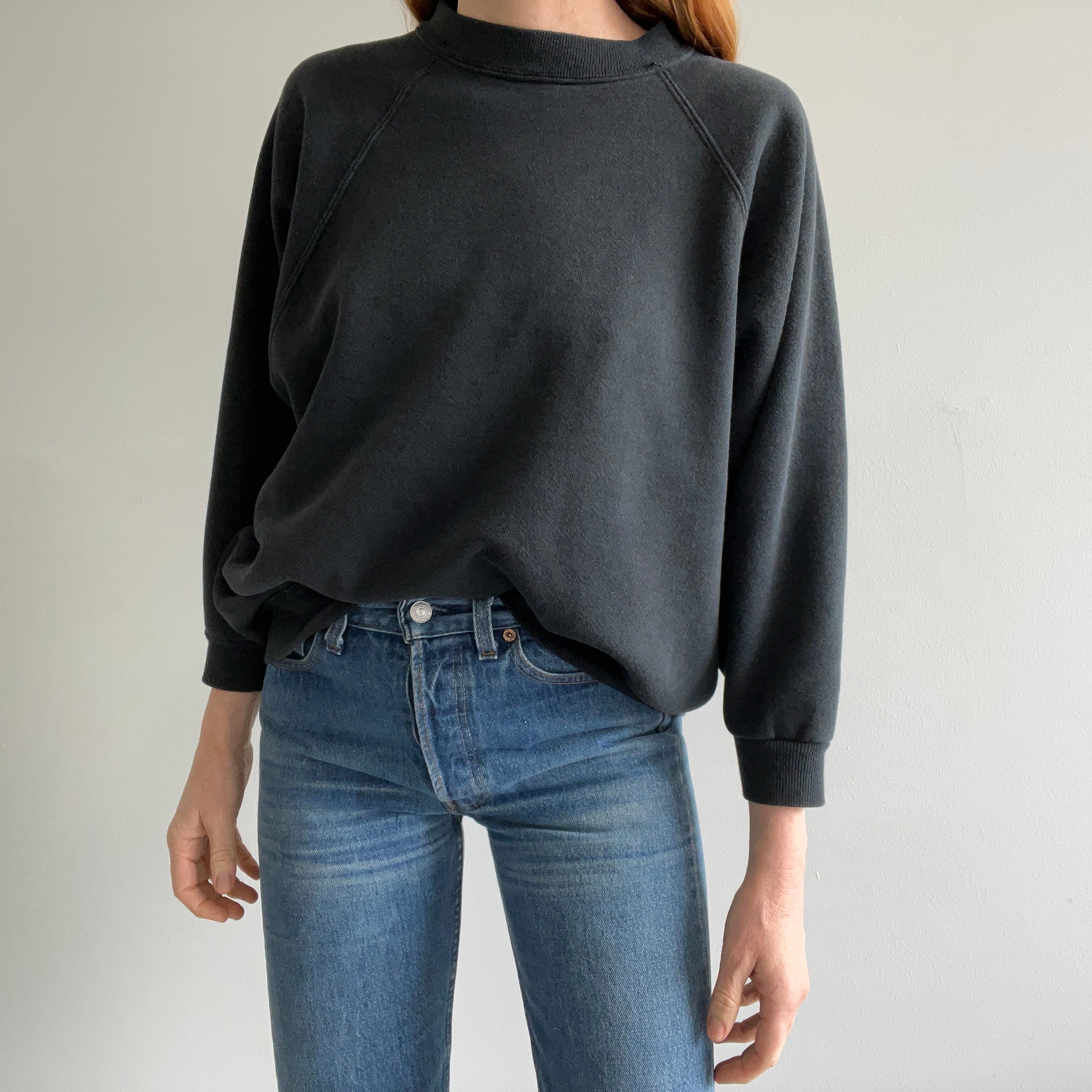 1990s Faded Blank Black Sweatshirt - Rad Cut!