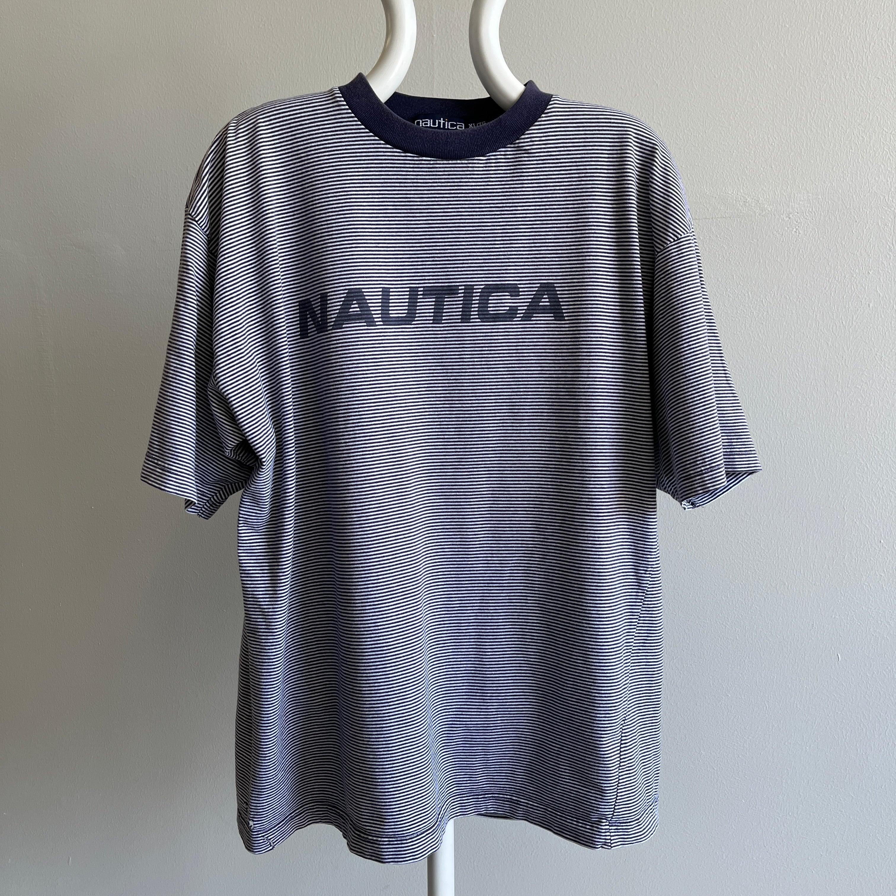 T-shirt surdimensionné à rayures Nautica fabriqué au Canada des années 1990