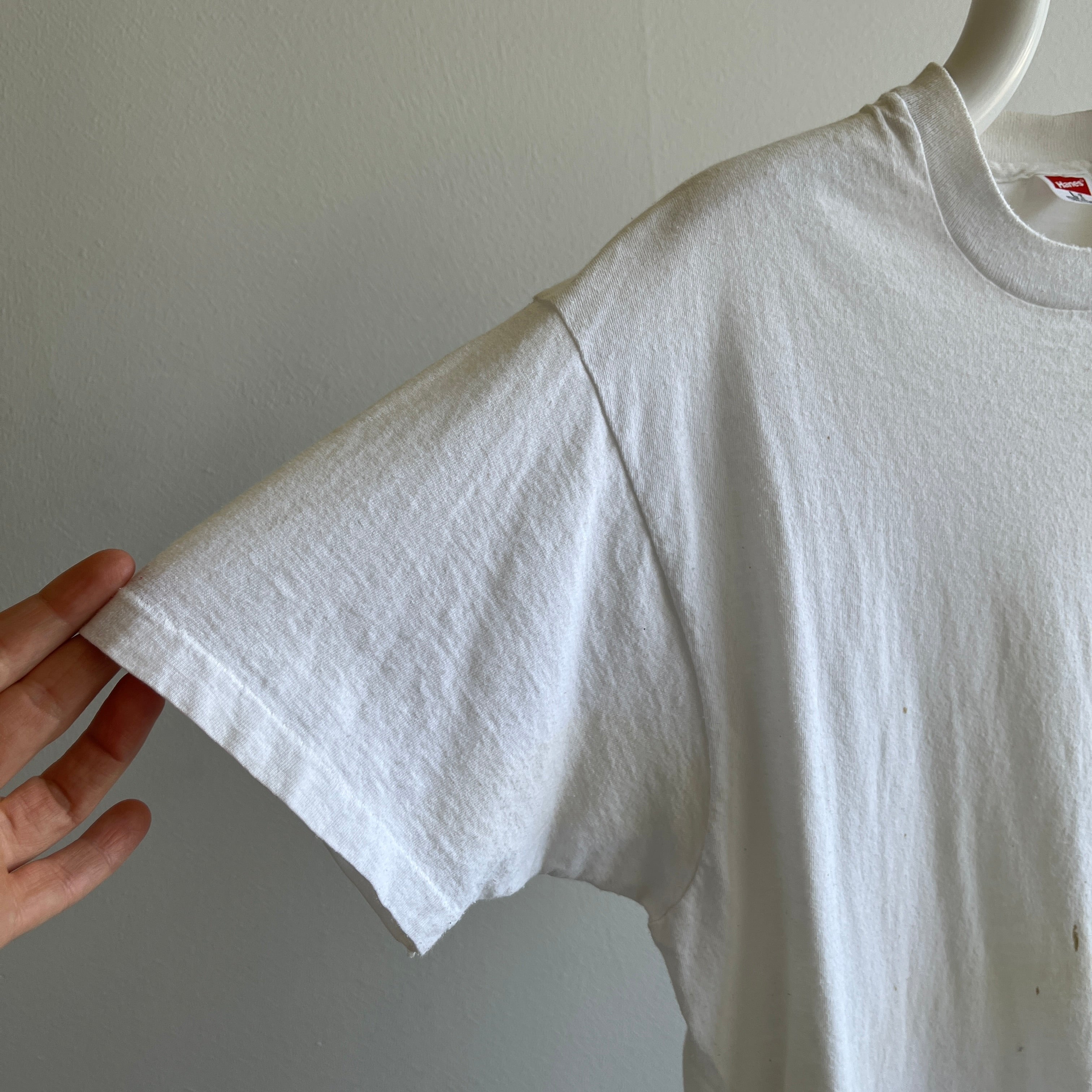 T-shirt Hanes blanc teinté de peinture des années 1980