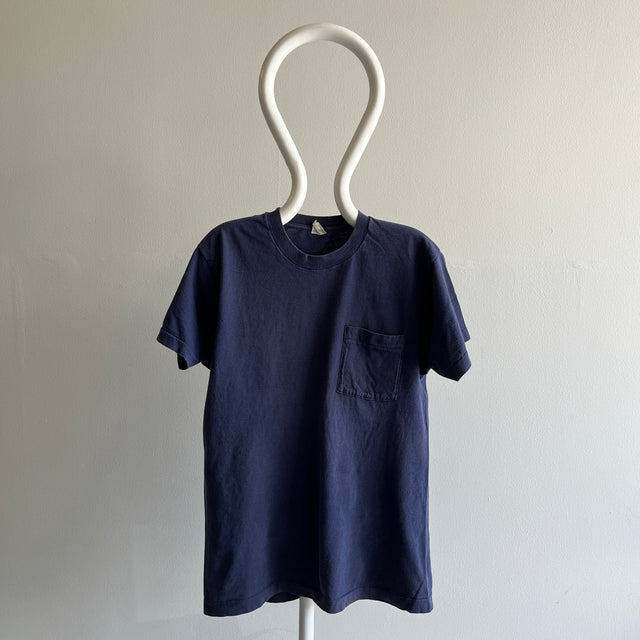 FOTL des années 1980 (à peu près sûr) T-shirt de poche en coton bleu marine vierge