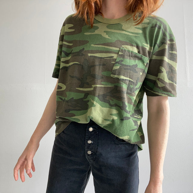 T-shirt super ample camouflage vert carré des années 1970/80