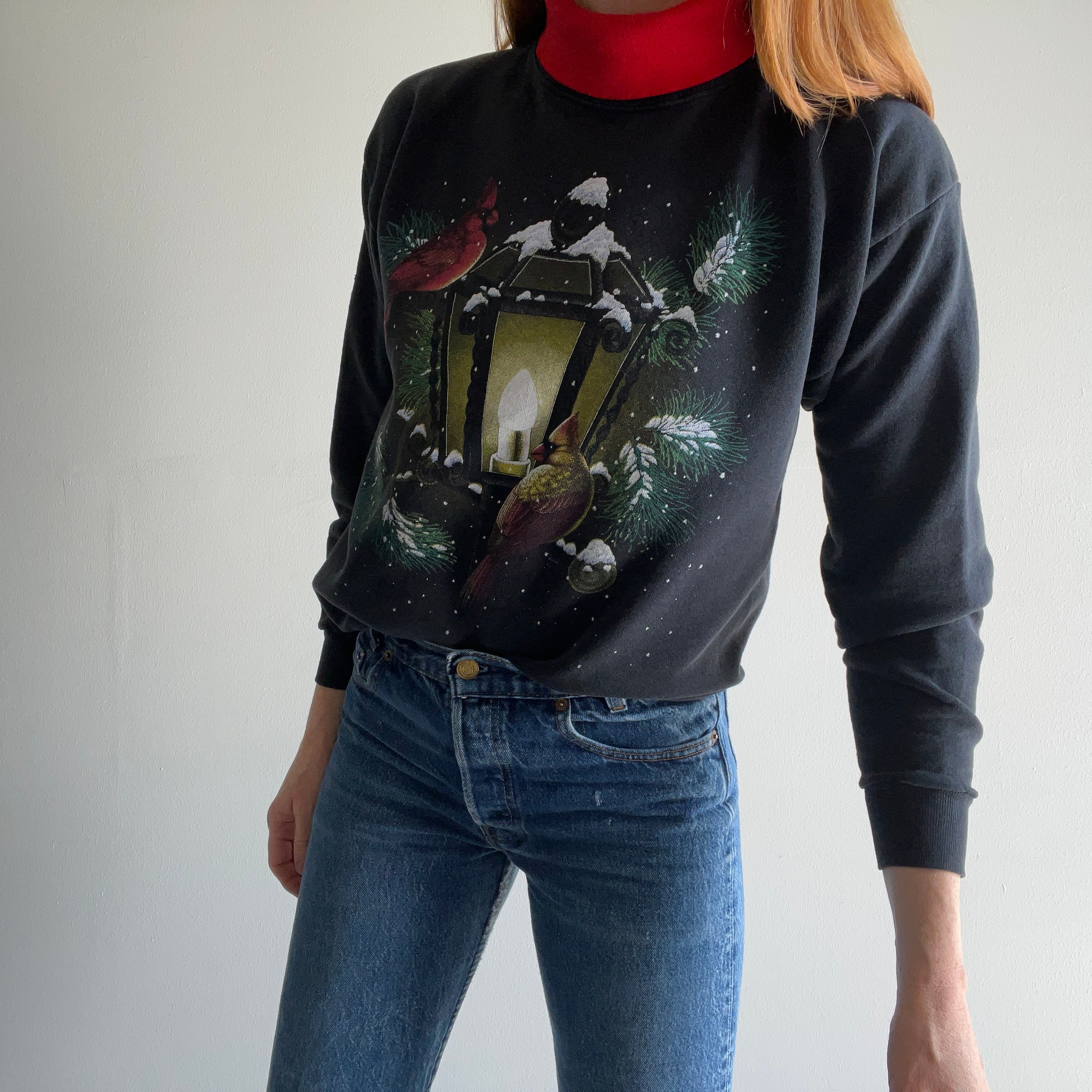 1985 (?) Sweat-shirt chic de bibliothécaire à col roulé intégré pour l'hiver / les vacances