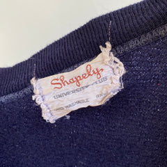 Sweat à col en V bleu marine foncé très doux des années 1960