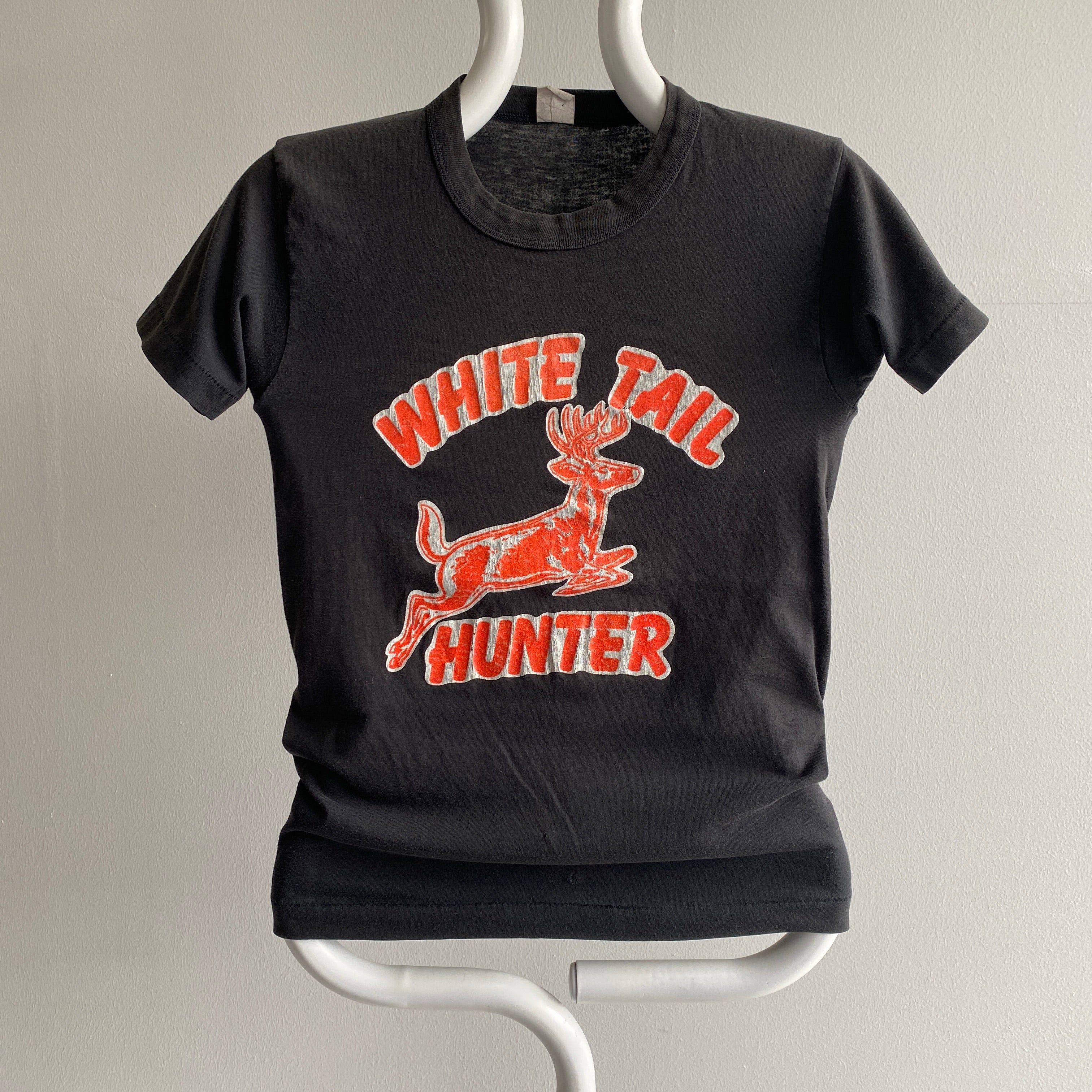 T-shirt très petit col roulé White Tail Hunter des années 1970