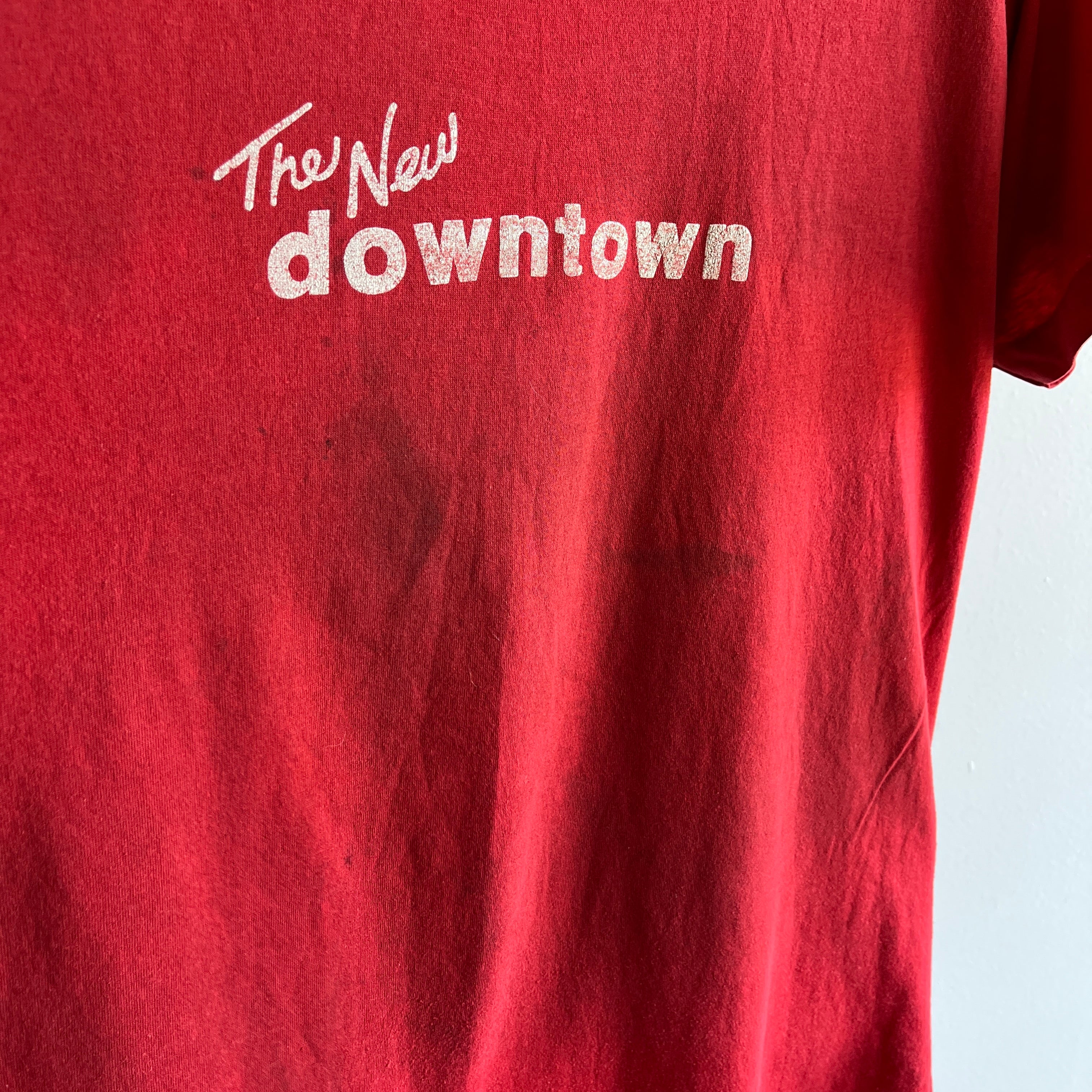 T-shirt The New Downtown Stained des années 1980