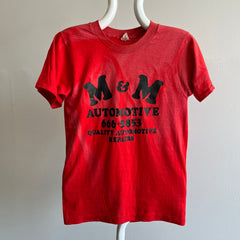 T-shirt teinté par le soleil M&M Automotive des années 1980