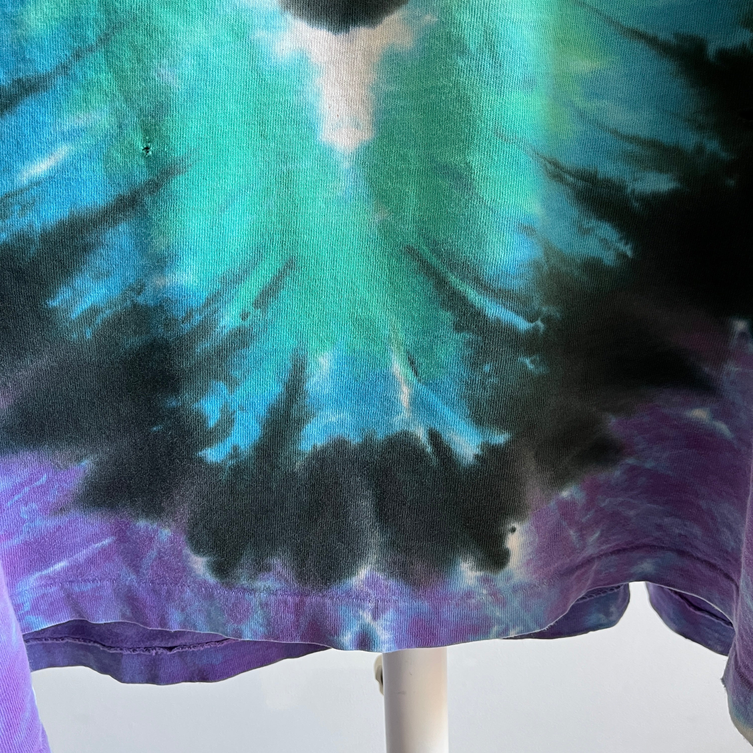 1990s Beat Up Pink Floyd Dark Side of The Moon Reprint Tie Dye T-Shirt by Liquid Blue