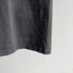 T-shirt de poche noir délavé des années 1980 par Hanes