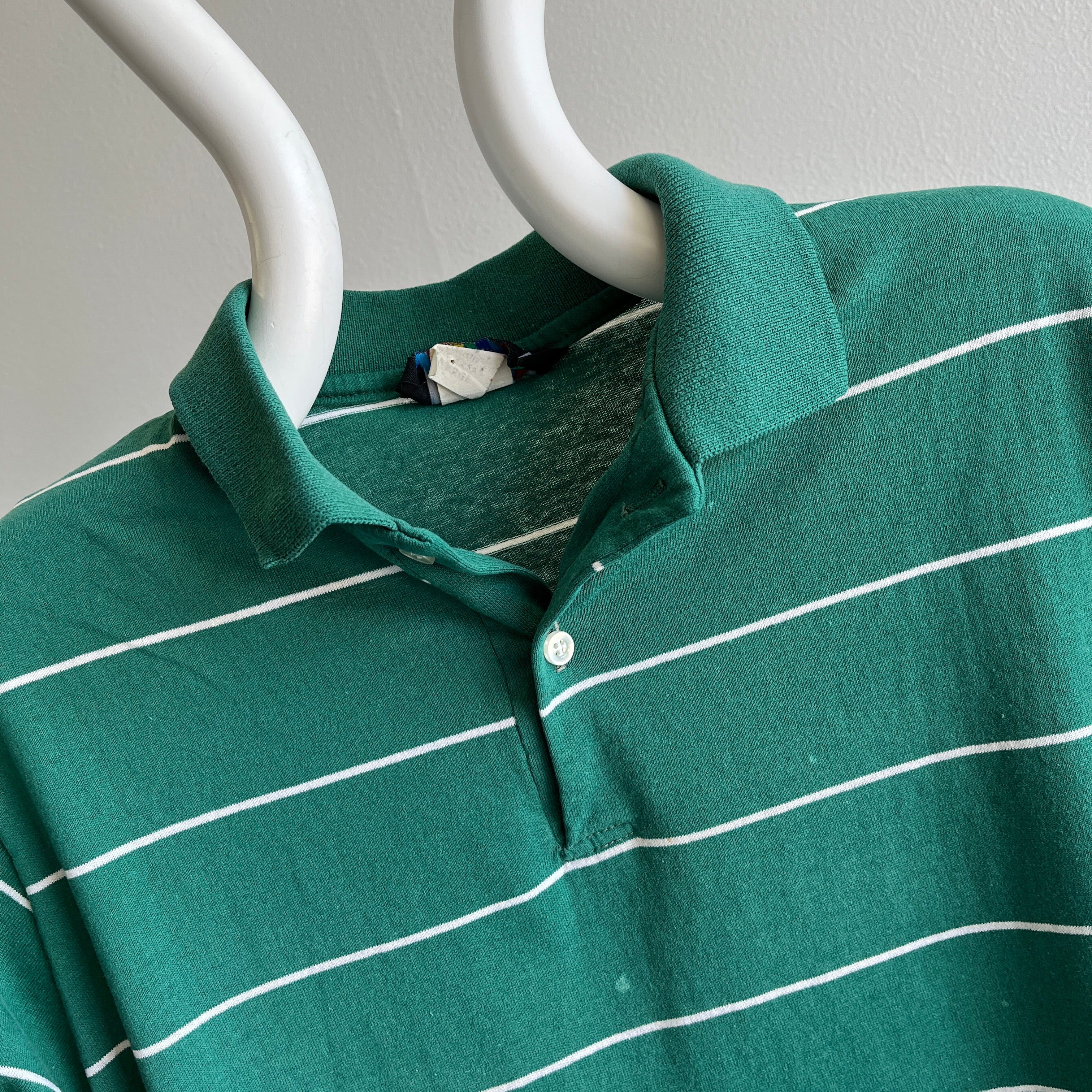 1980s The Knit Exchange T-shirt polo rayé vert et blanc