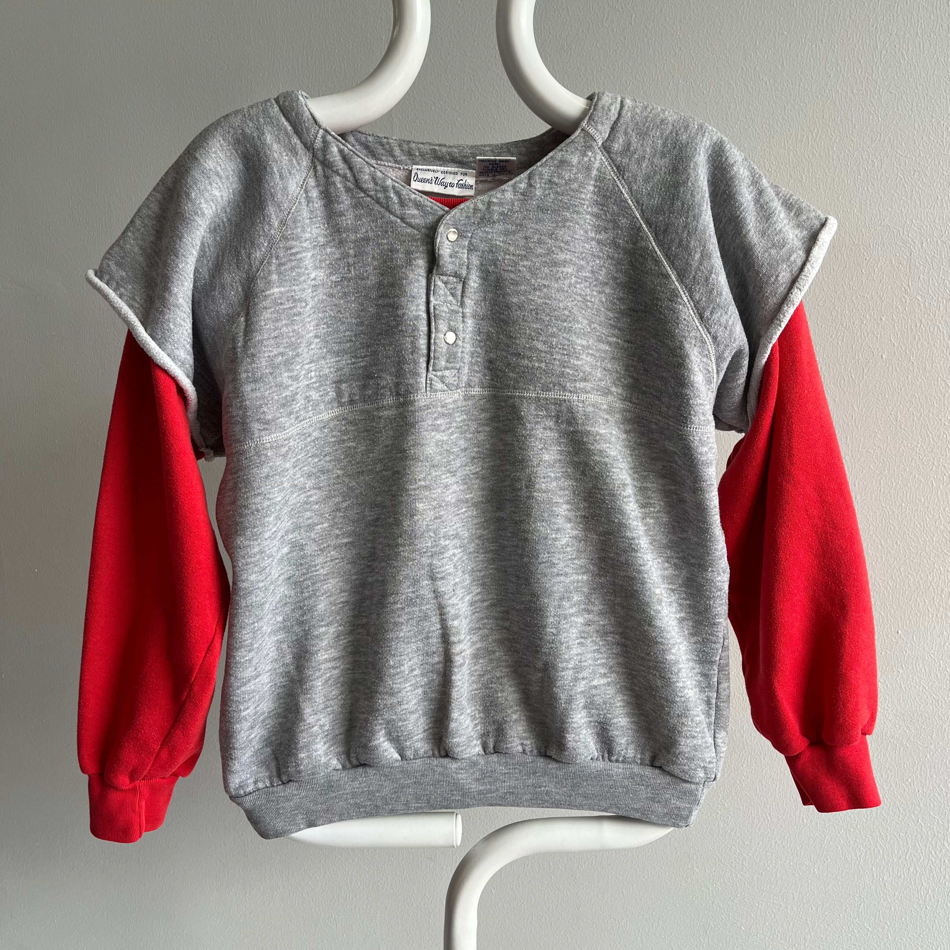 Twofer des années 1980 - Sweat-shirt d'échauffement rouge et gris superposé - OMG !