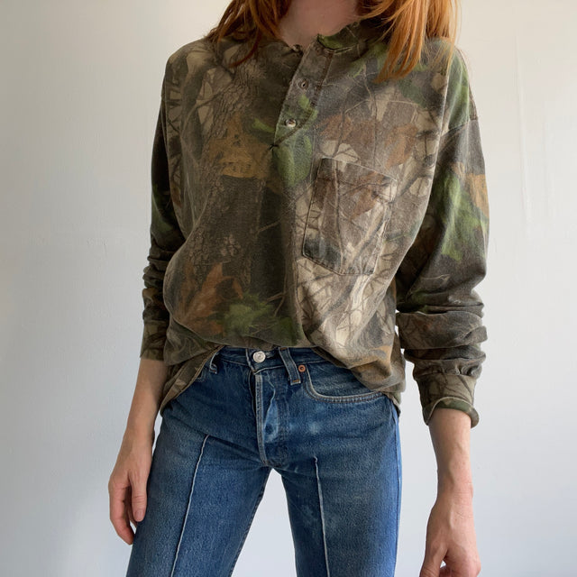 1980s Hunting Camo Long Sleeve Cotton Henley Shirt