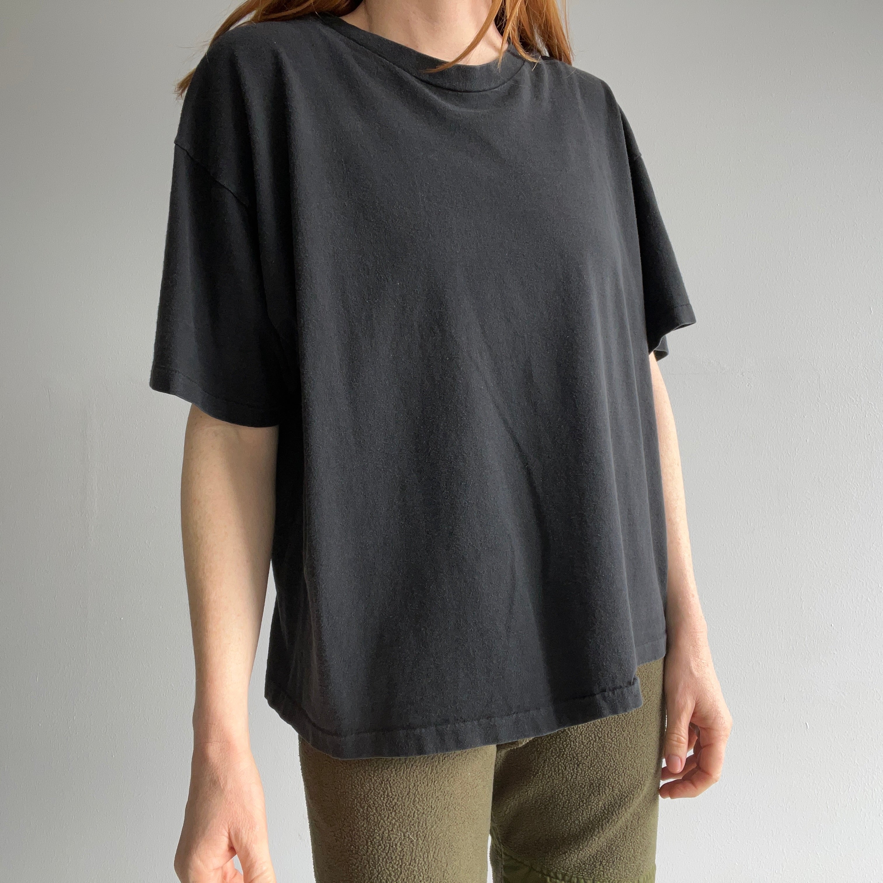 1990s Hanes Her Way Blank Black T-Shirt - Swoon