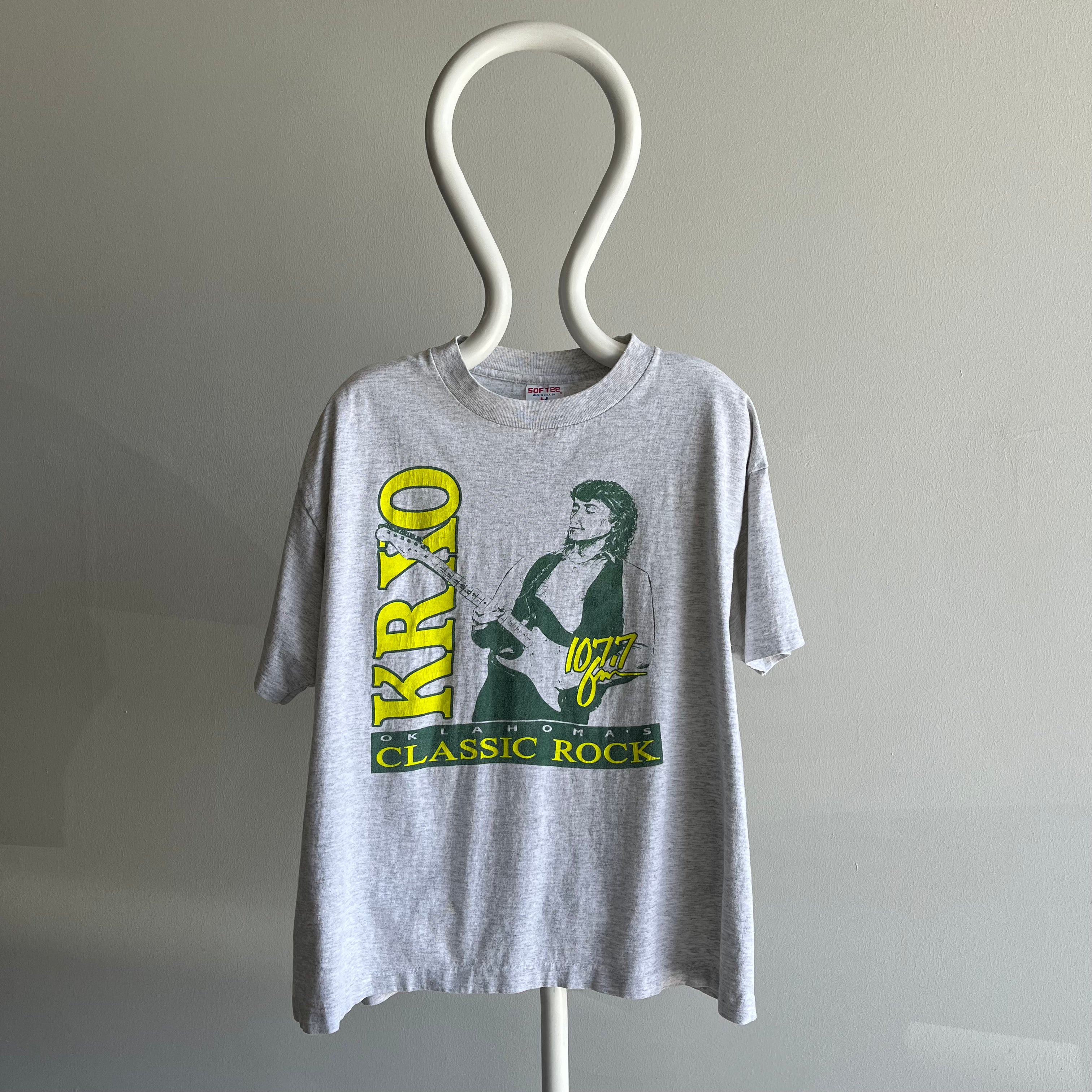 1980s KRXO 107.7 Oklahoma's Classic Rock T-Shirt - Like, Wow