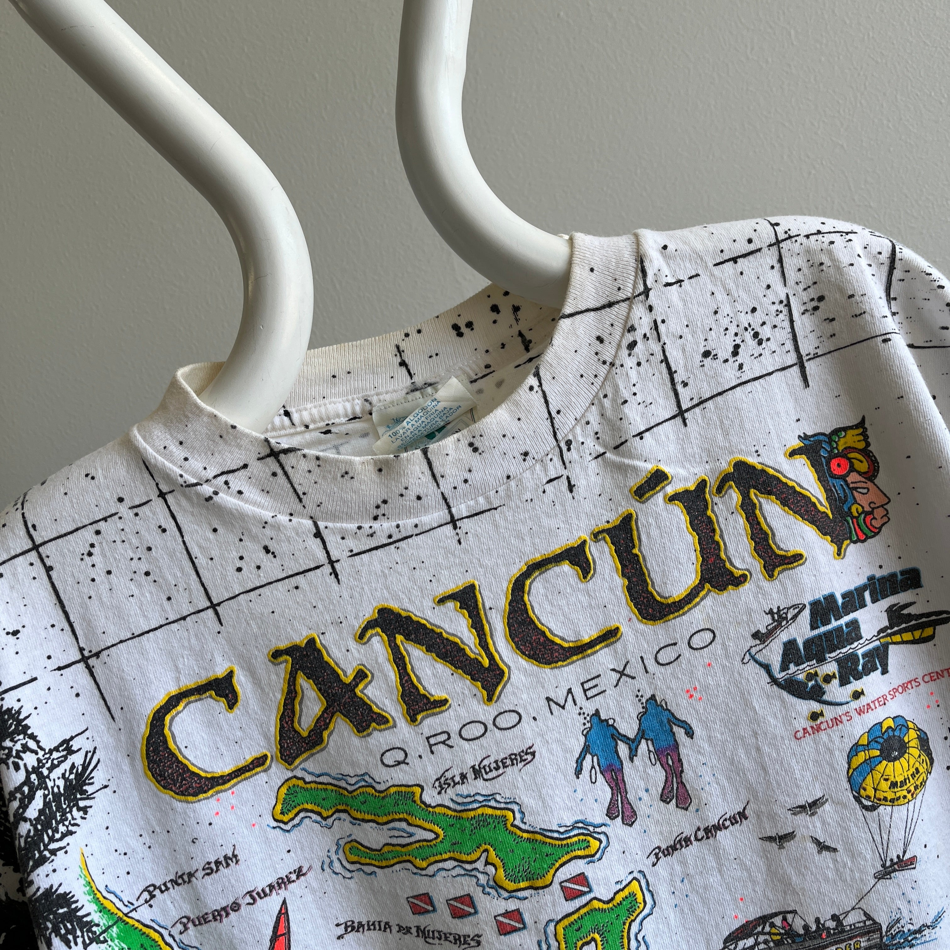 T-shirt enveloppant de touristes de Cancun des années 1990