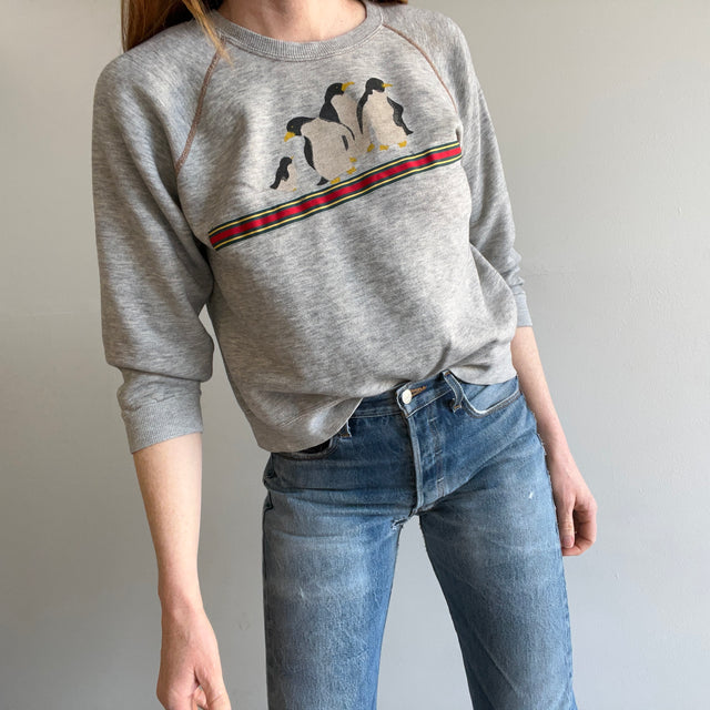 Timbre éponge pingouin bricolage des années 1980 (?) et sweat-shirt ruban