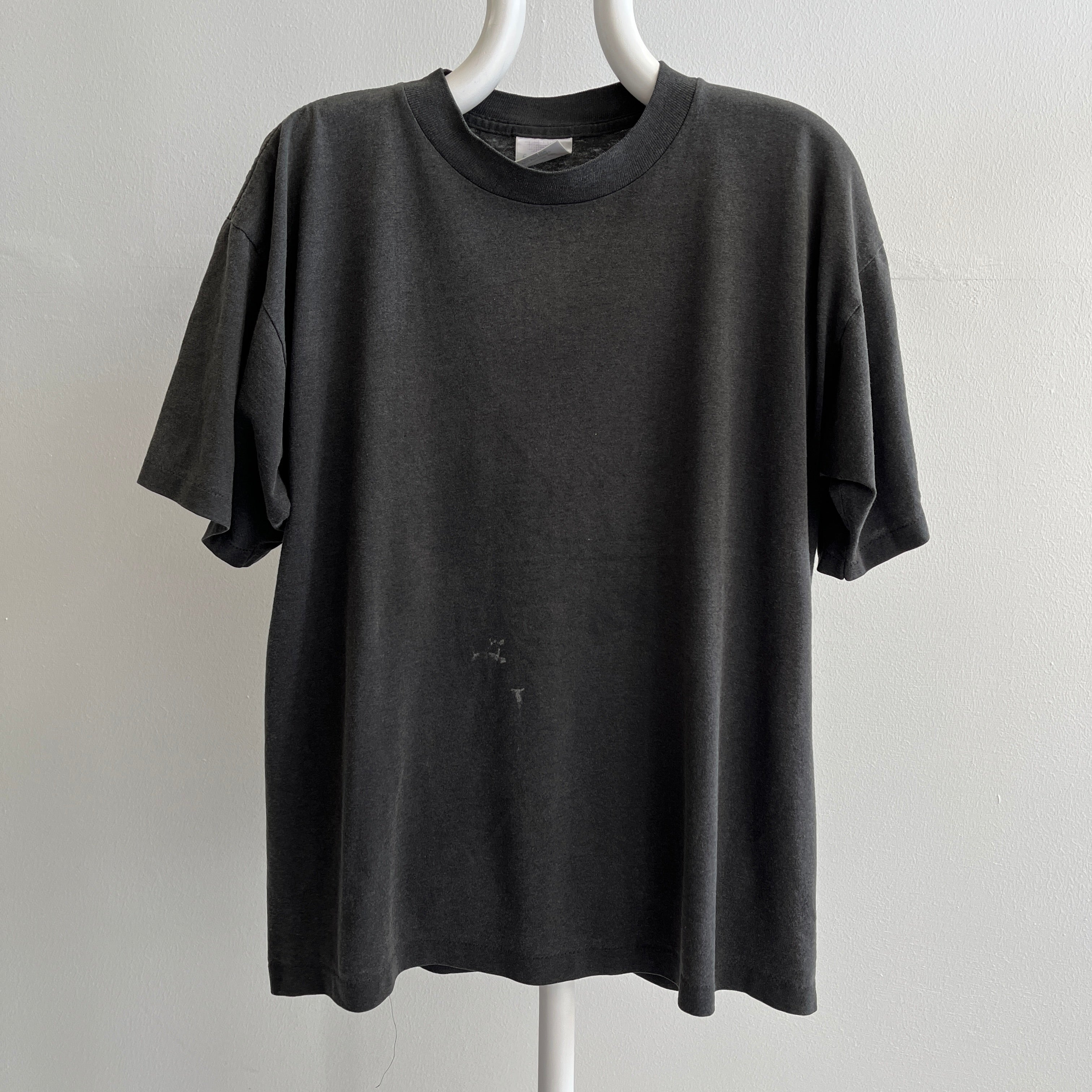 1980s Slouchy Faded Blank Black (Rad Hang) T-Shirt
