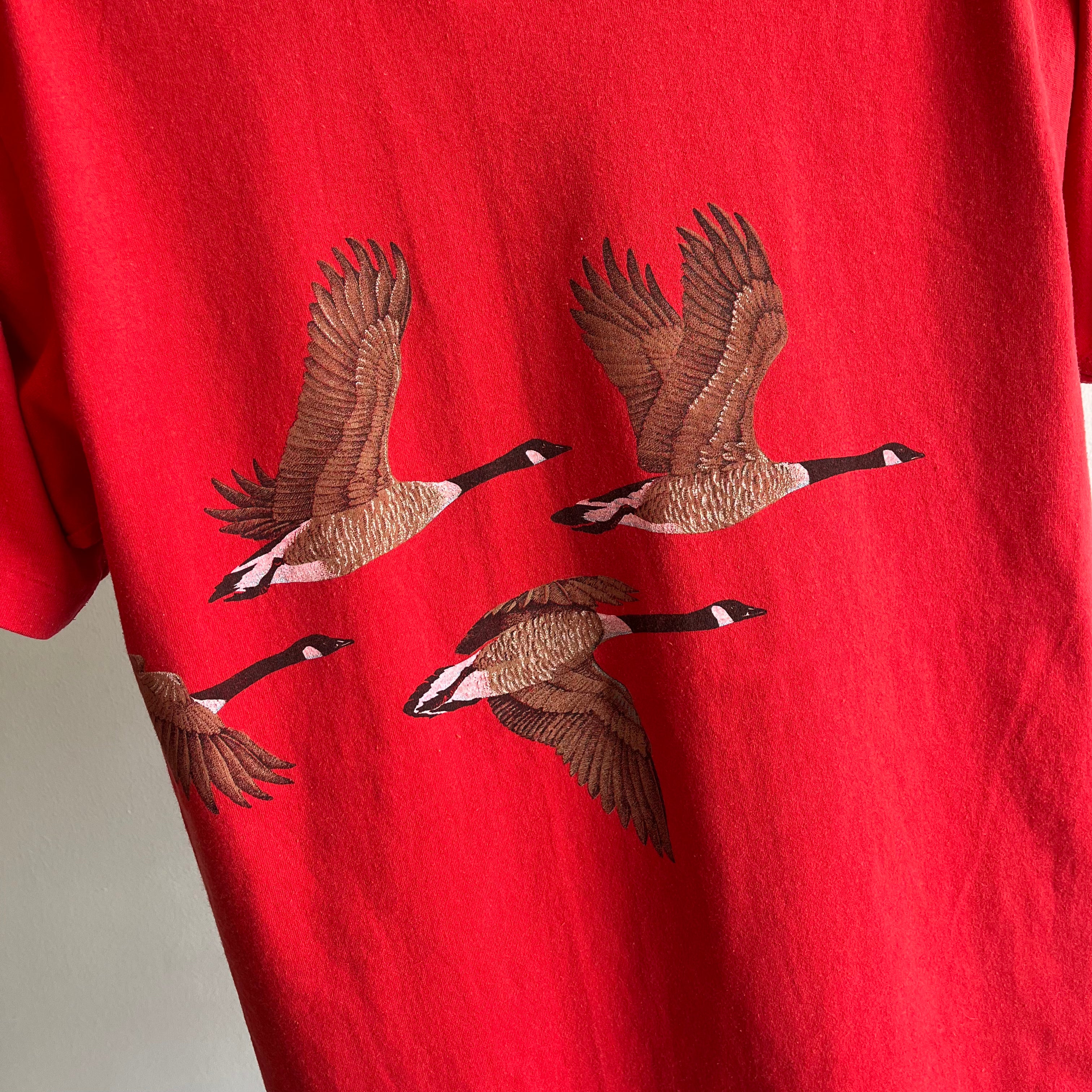 1980s Canada Tourist T-Shirt Wrap Around Geese T-Shirt