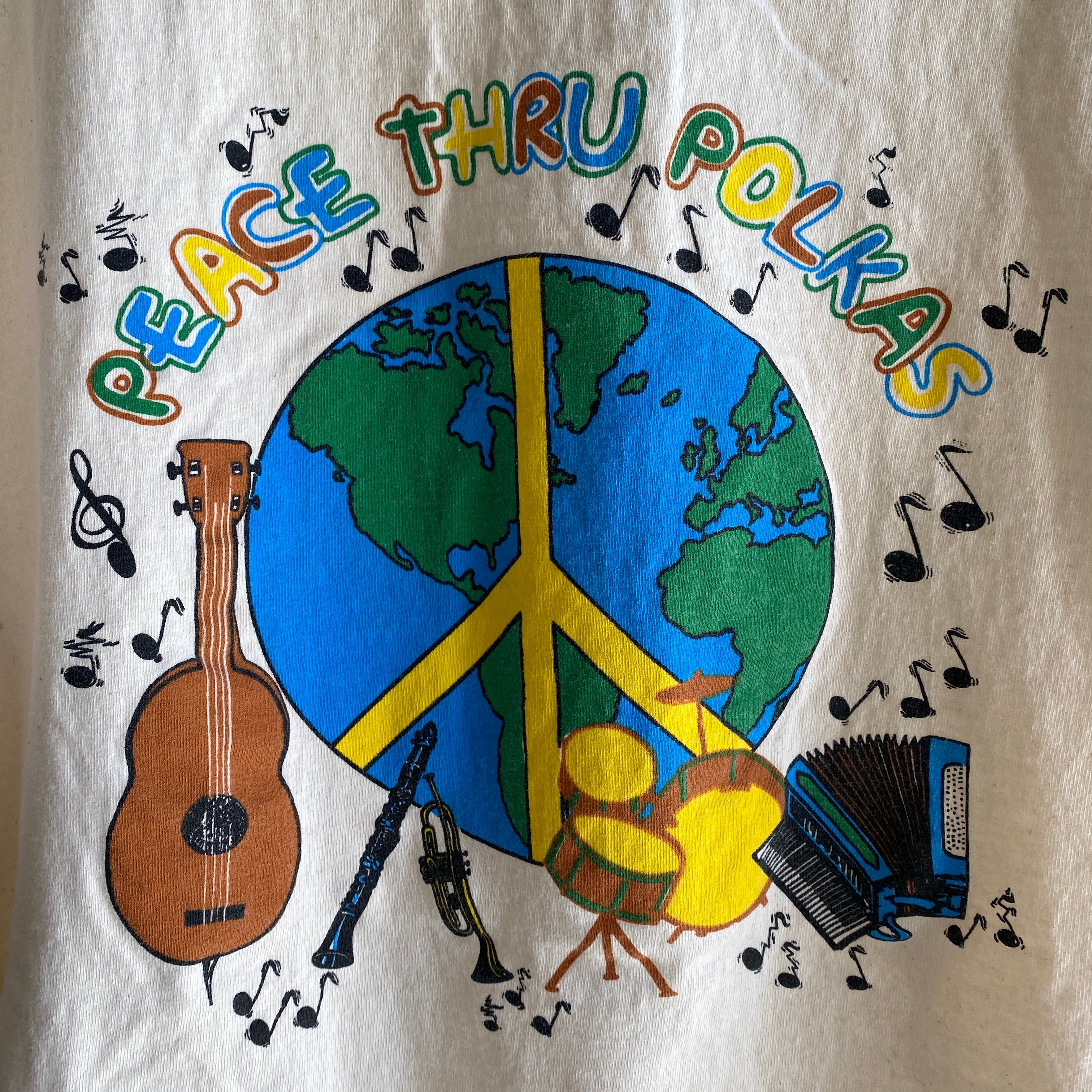 PAIX, AMOUR, POLKA des années 1980 - T-shirt Be a Polka Rascal par Anvil - WOWZA!
