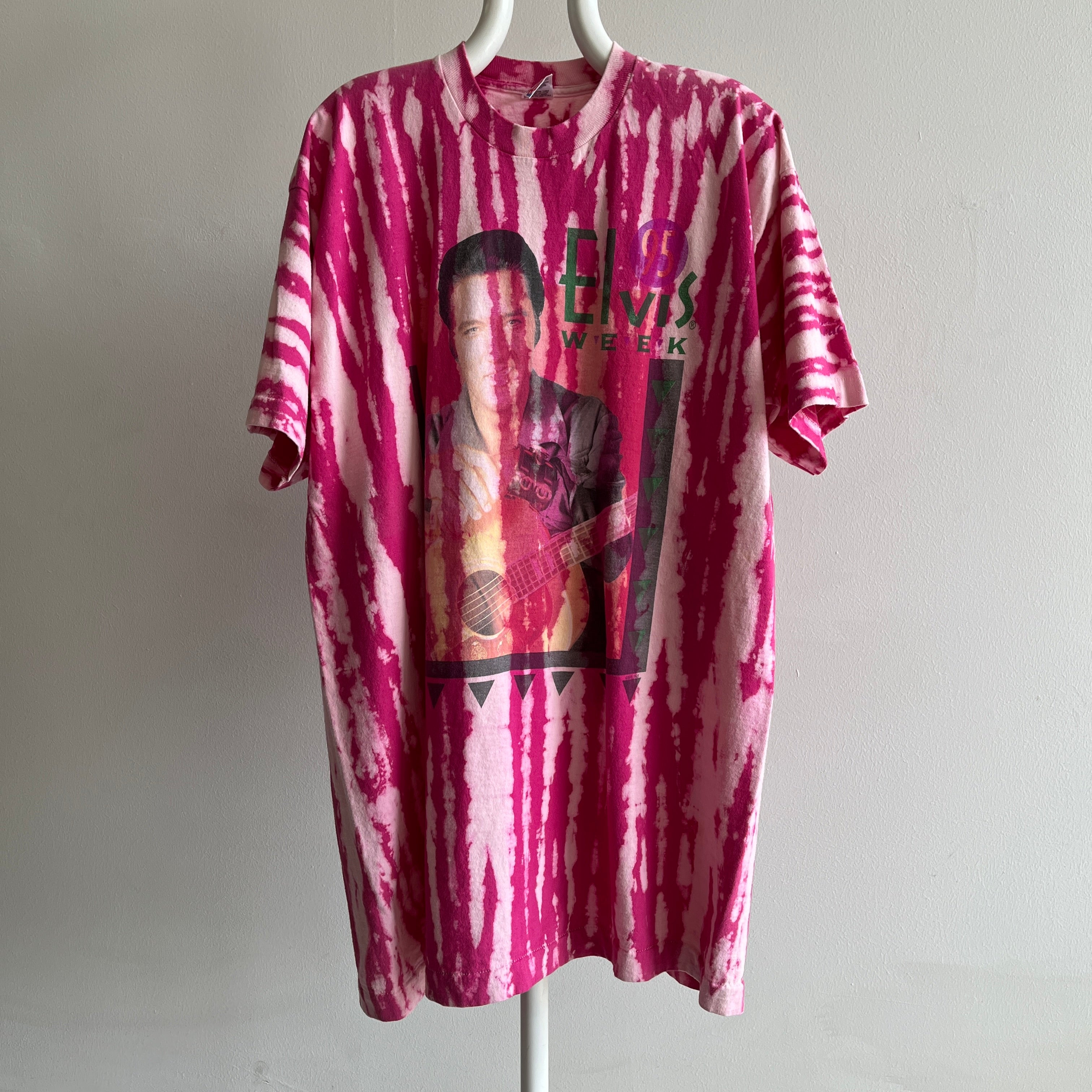 Robe t-shirt Elvis 1995 par FOTL