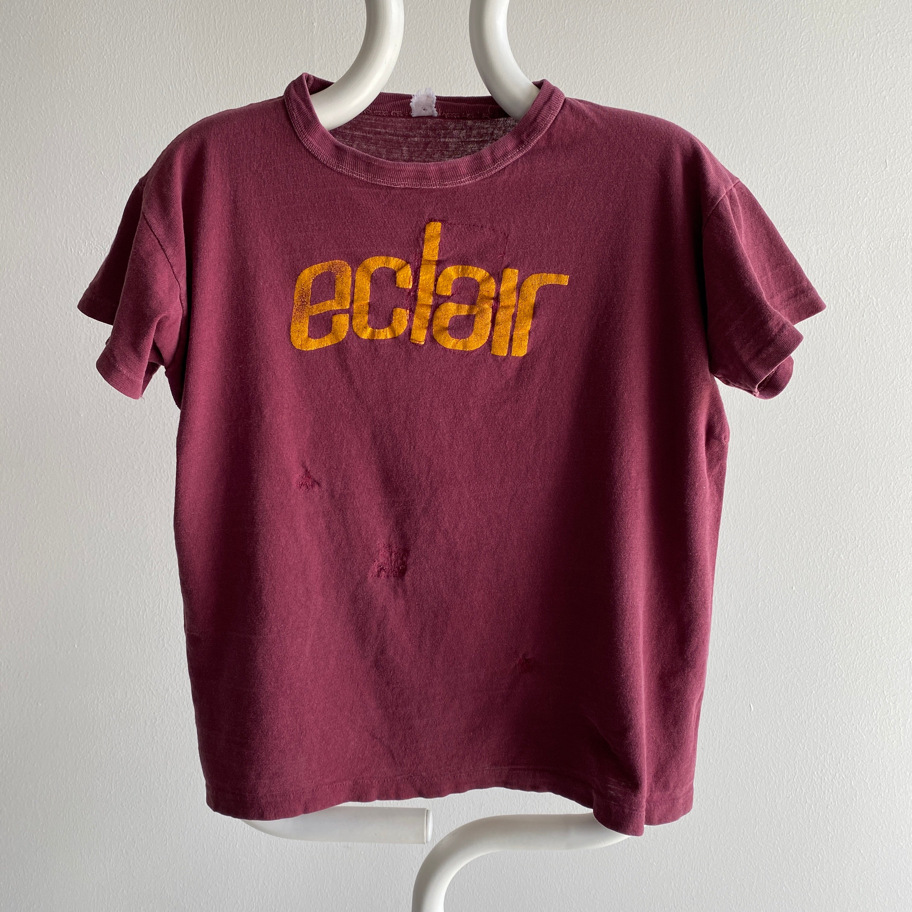 Éclair des années 1960 réparé d'être un chiffon à un T-shirt à nouveau - WOW !