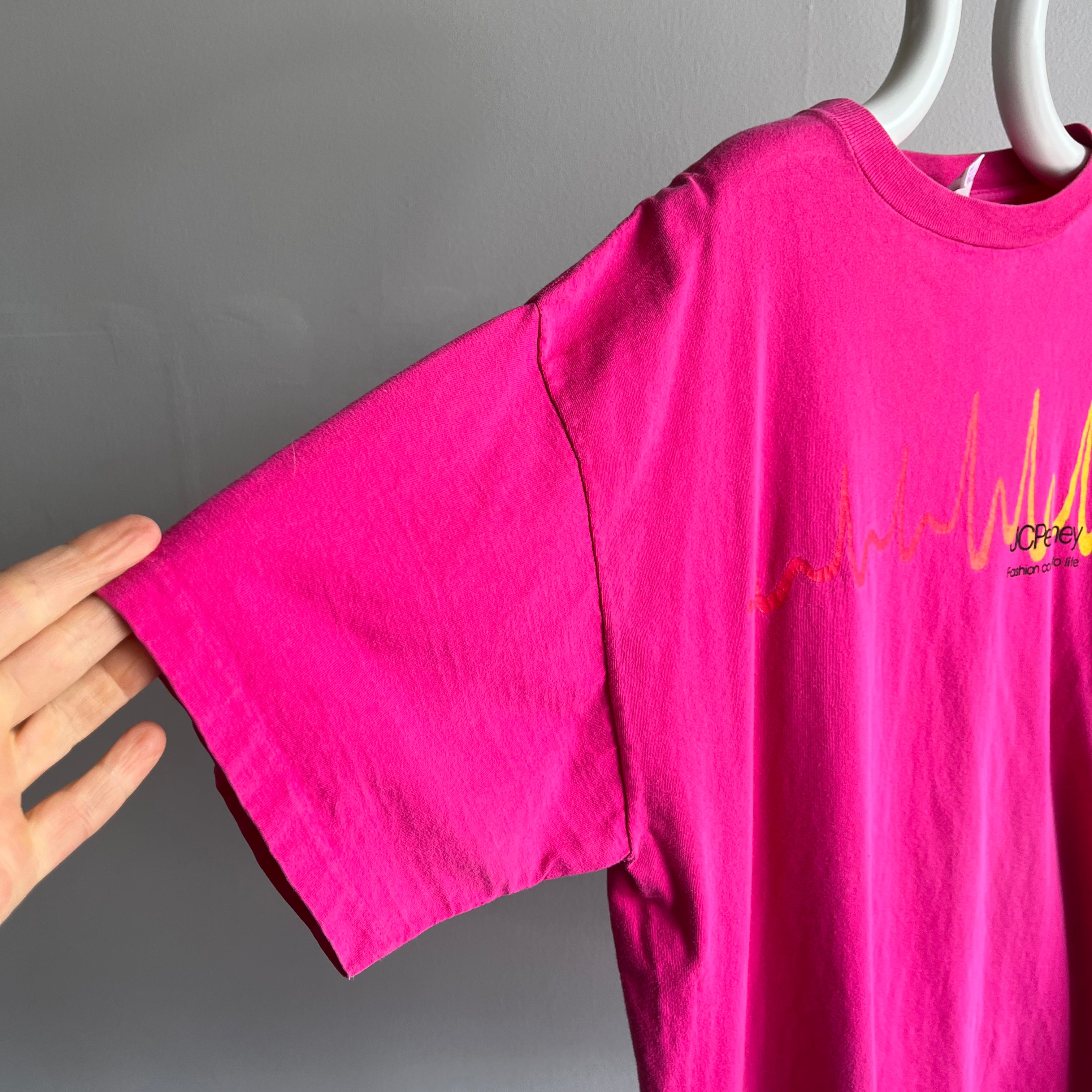 JC Penny des années 1990 - T-shirt « Fashion Comes to Lite »