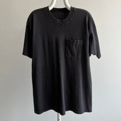 T-shirt de poche noir vierge des années 1980