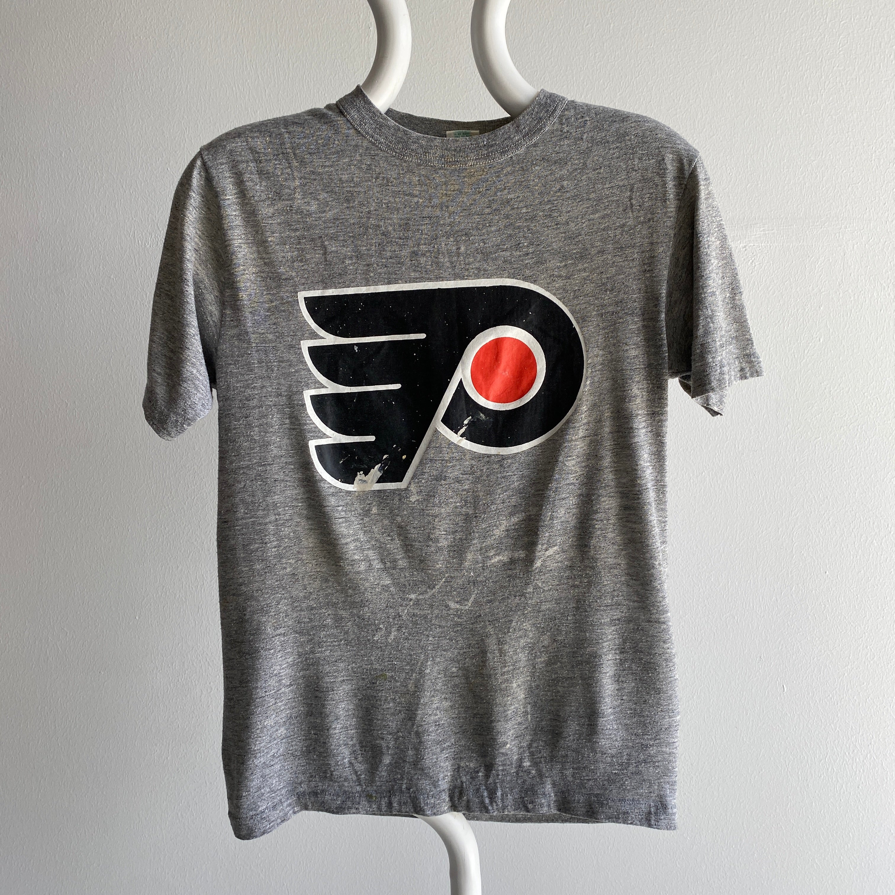 1970/80s Philadelphia Flyers by Sportswear - CHECK OUT THE BACK!!