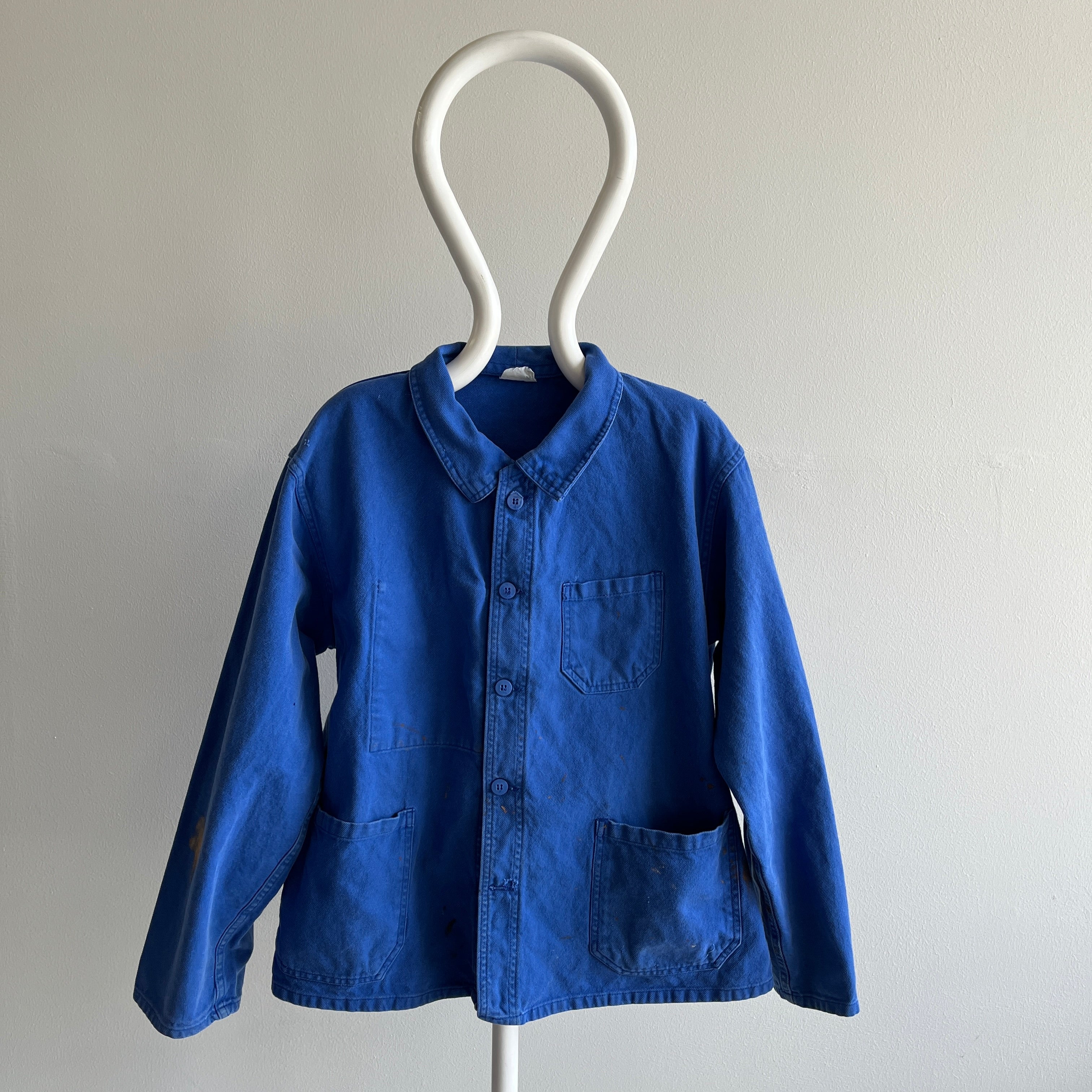 Manteau de corvée français teinté de peinture traditionnelle des années 1970