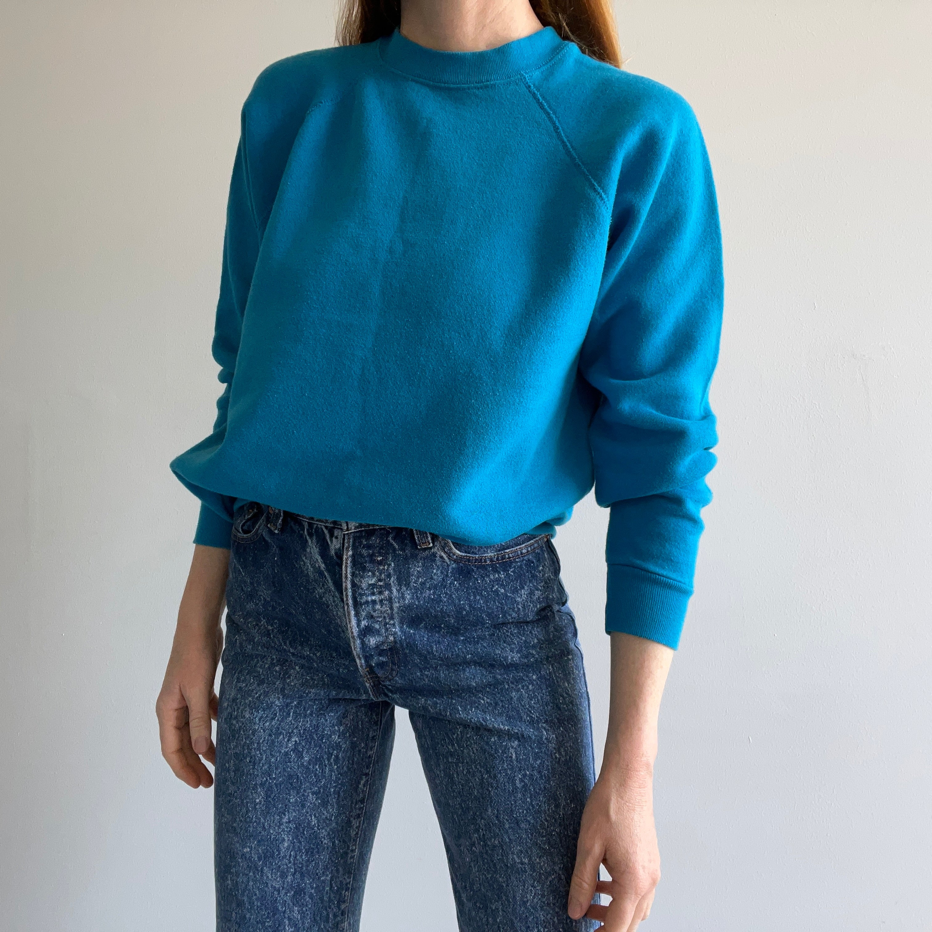 1980/90s Turquoise/Teal/Blue Blank Raglan Sweatshirt by Tultex