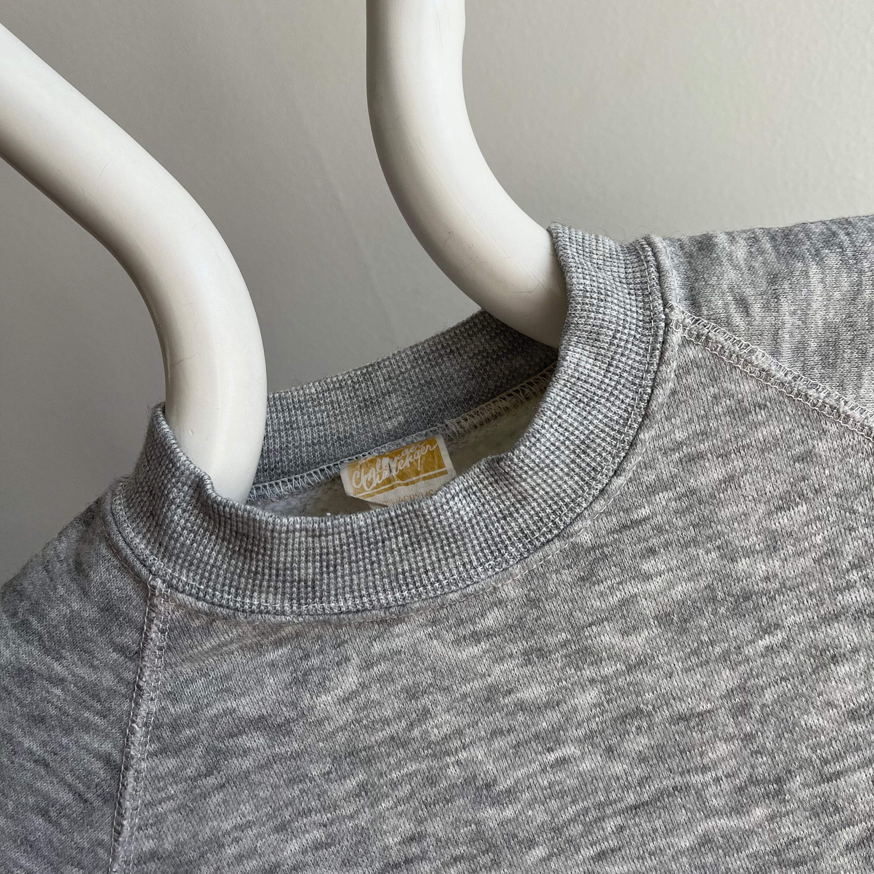 Sweat-shirt ajusté gris vierge des années 1970 par Challenger