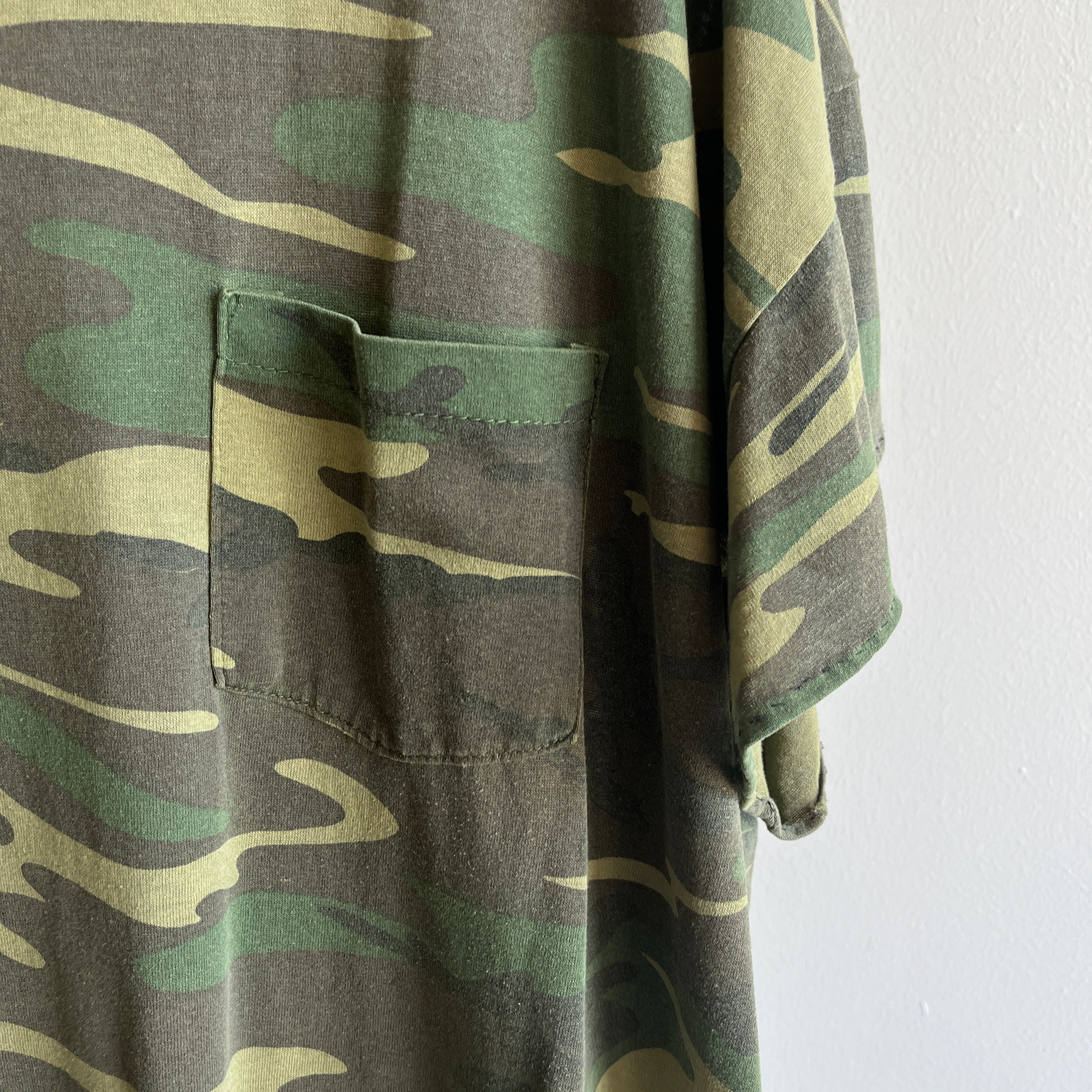 T-shirt camo bricolage extrêmement ample des années 1990/2000