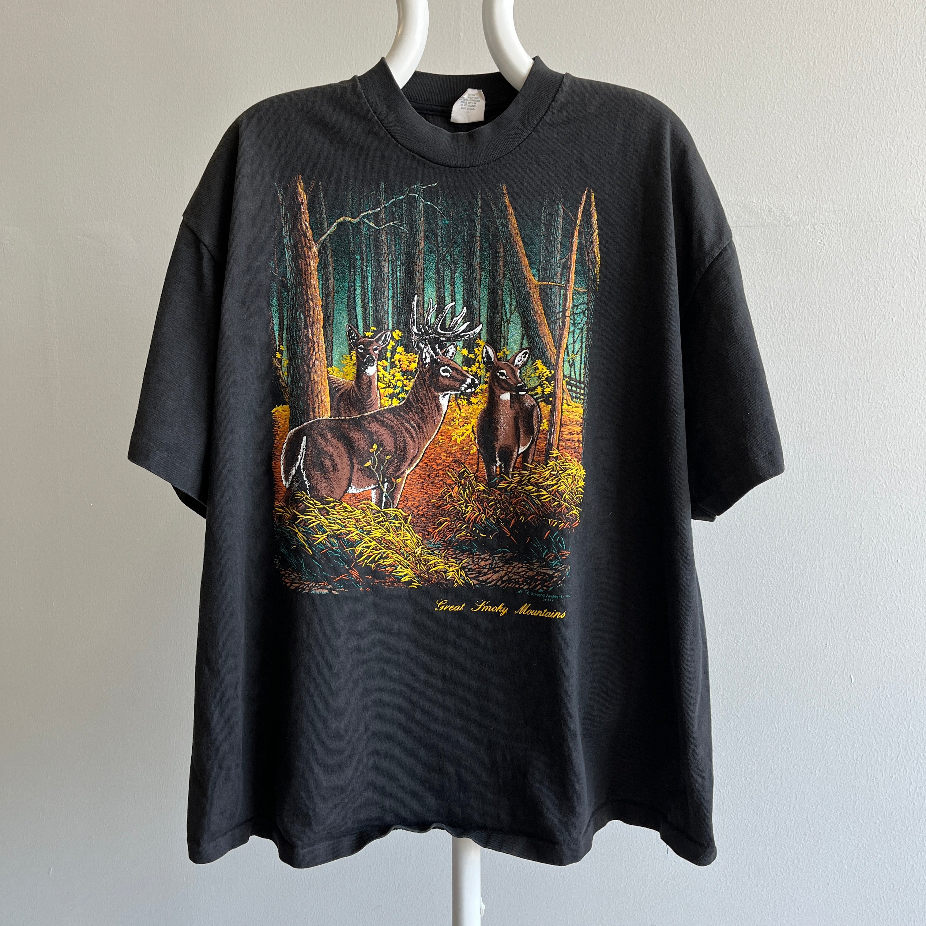 T-shirt à peine porté des années 1990 Smokey Mountains