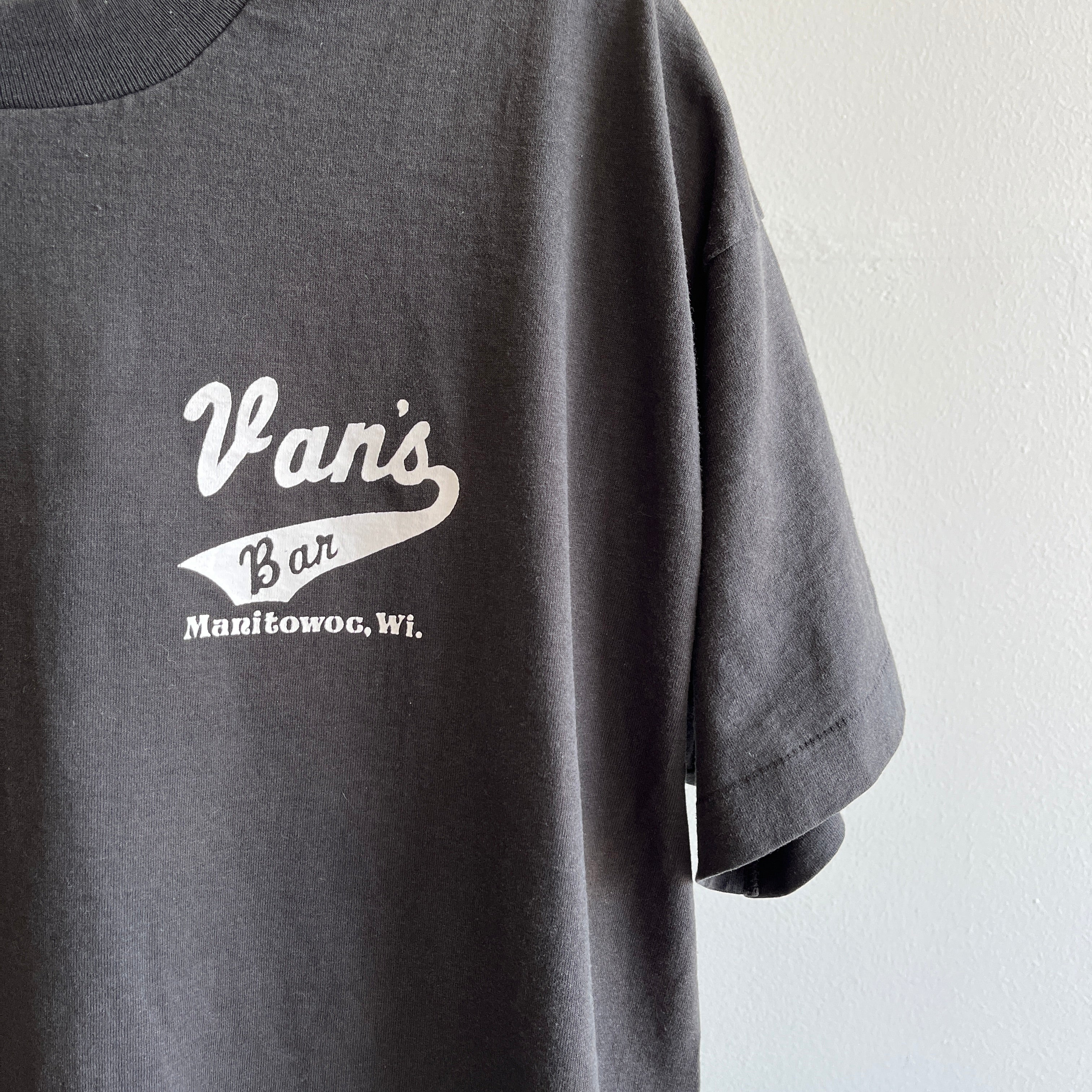 1980s Van's Bar Manitowoc, Wisconsin T-Shirt