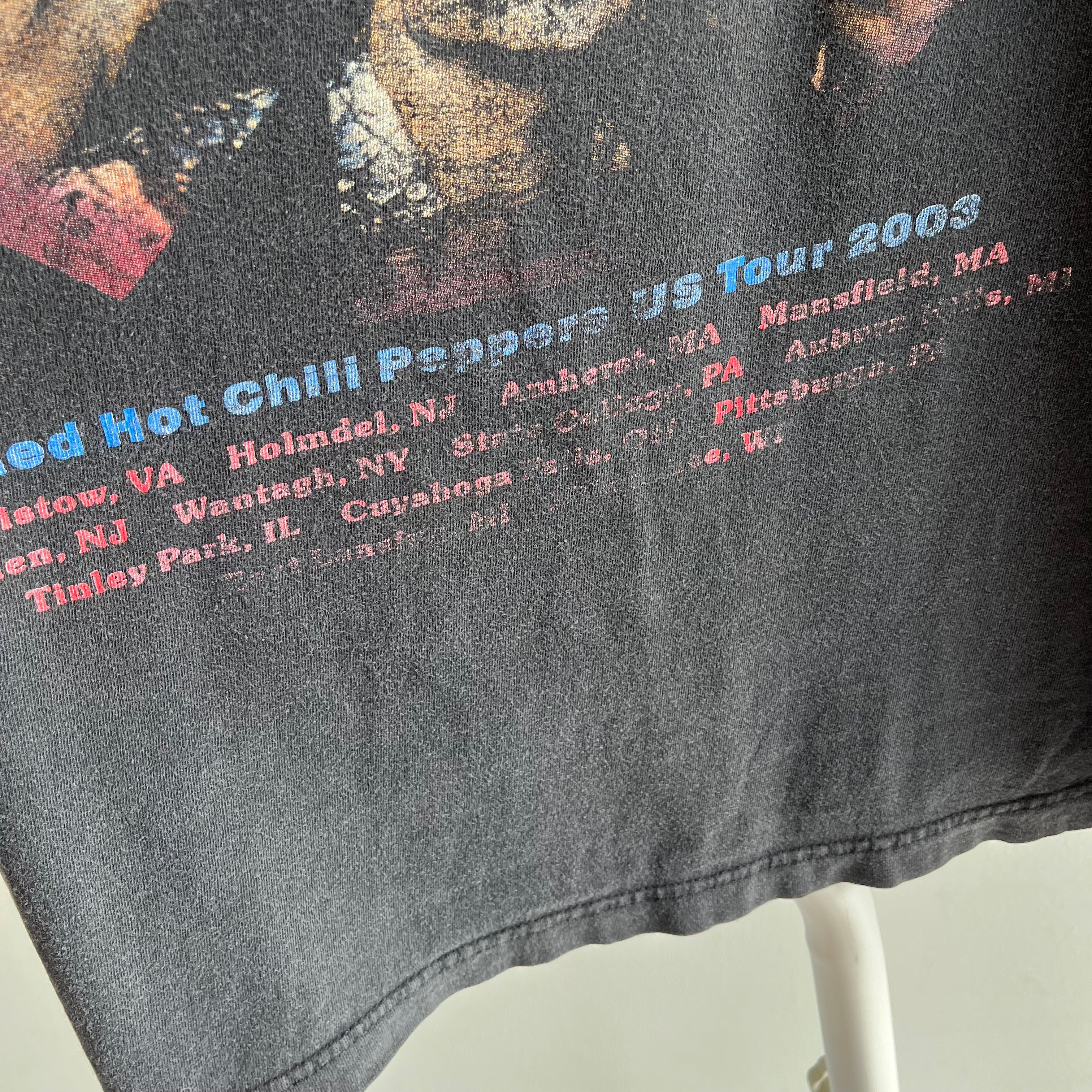 2003 Red Hot Chili Peppers Super Faded Front and Back Beat Up T-Shirt