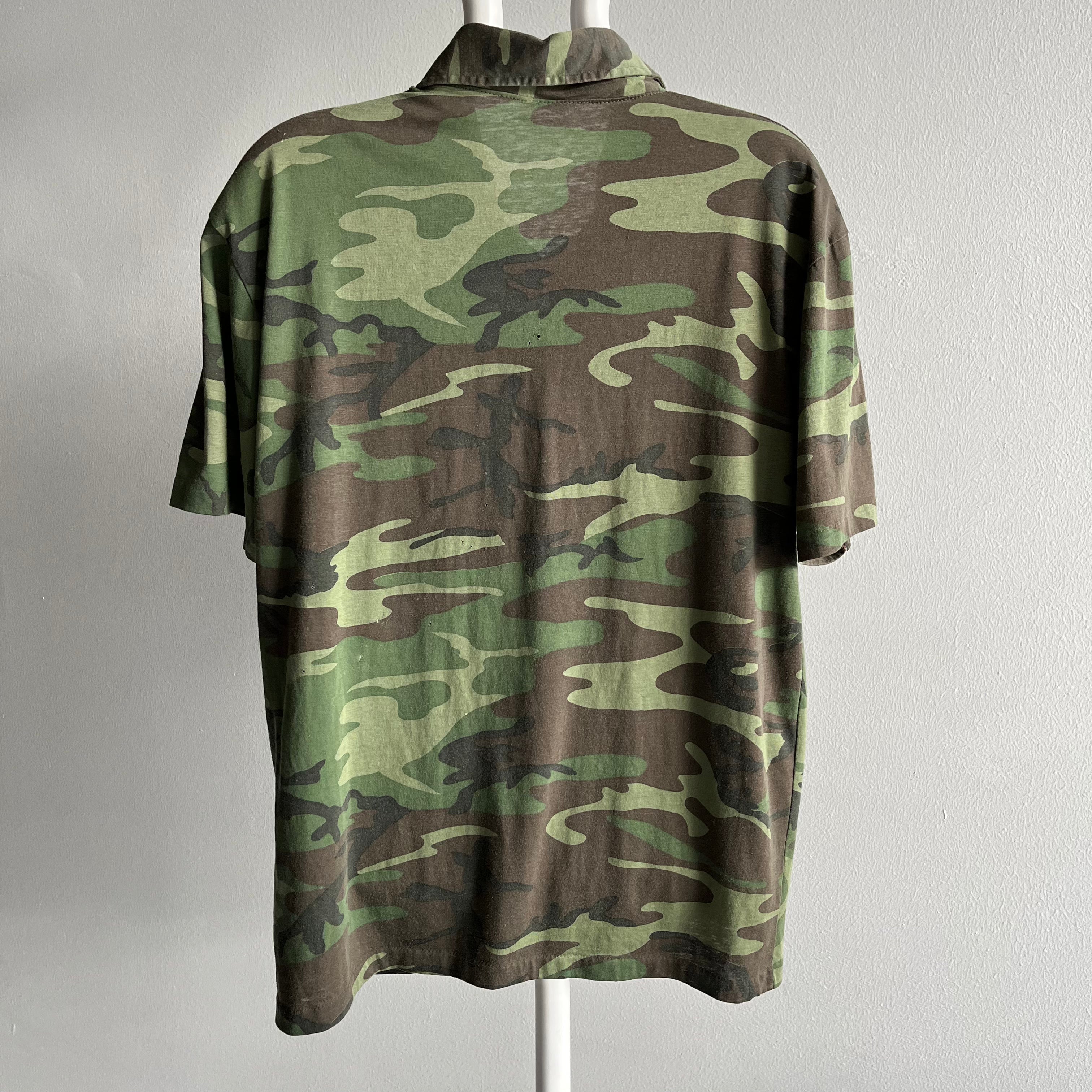 T-shirt polo camouflage des années 1980