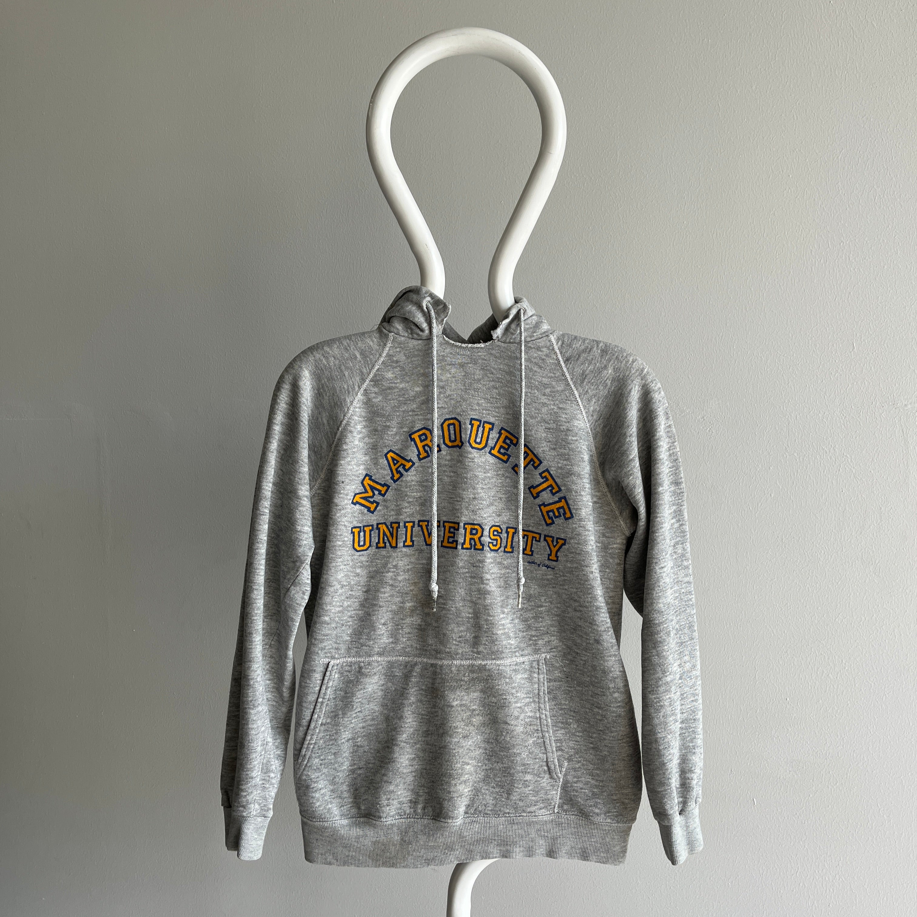 1970/80s Marquette University Super Thin and Thrashed Pull Over Hoodie