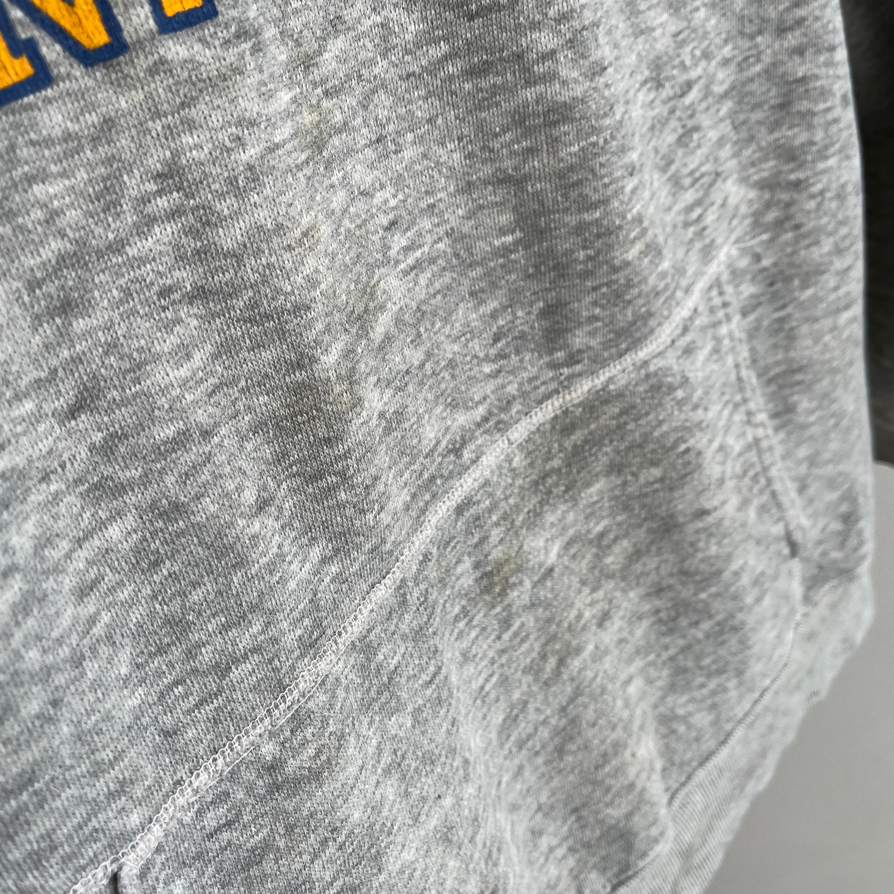 1970/80s Marquette University Super Thin and Thrashed Pull Over Hoodie