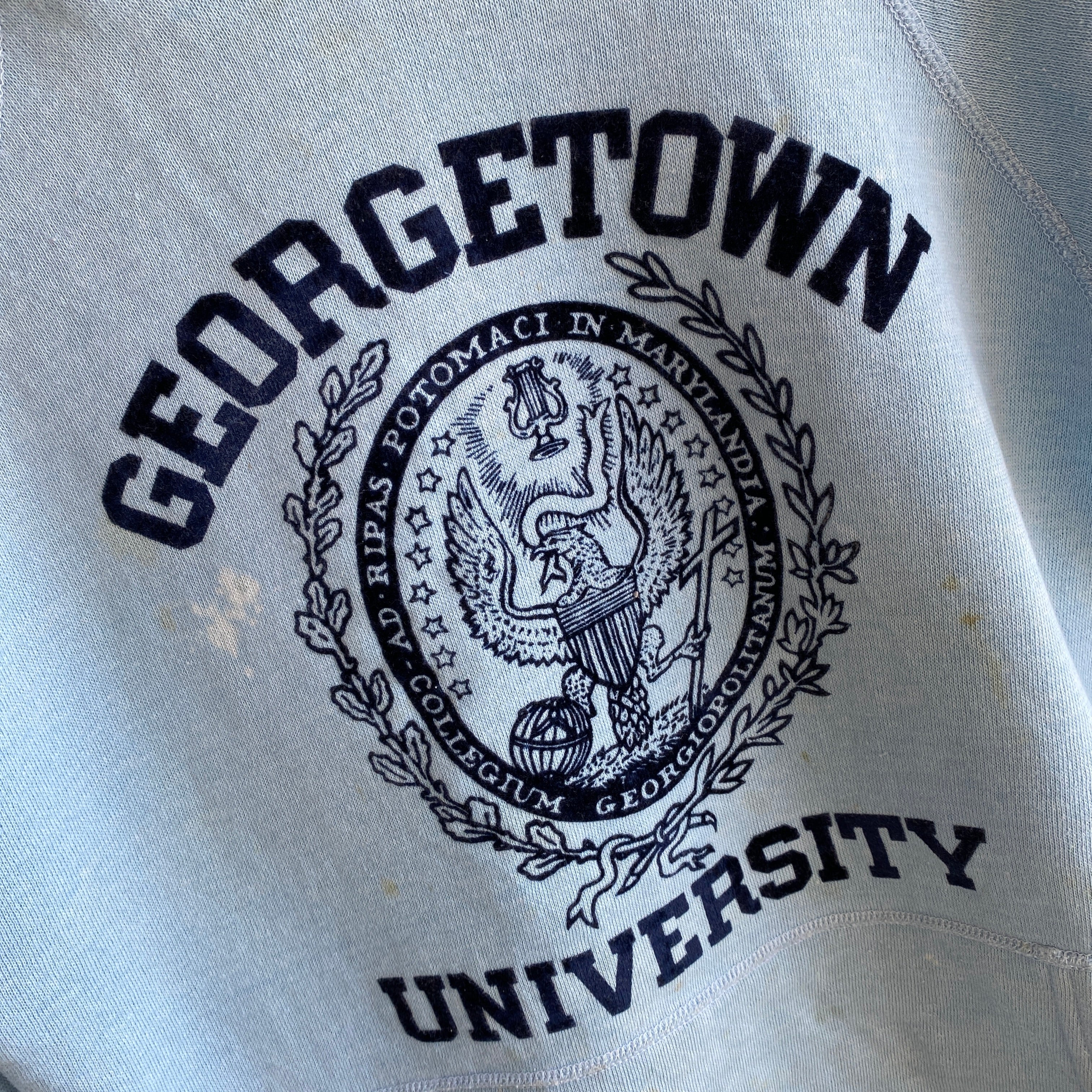 Sweat à capuche Super Stained Georgetown University des années 1970 - EPIC!