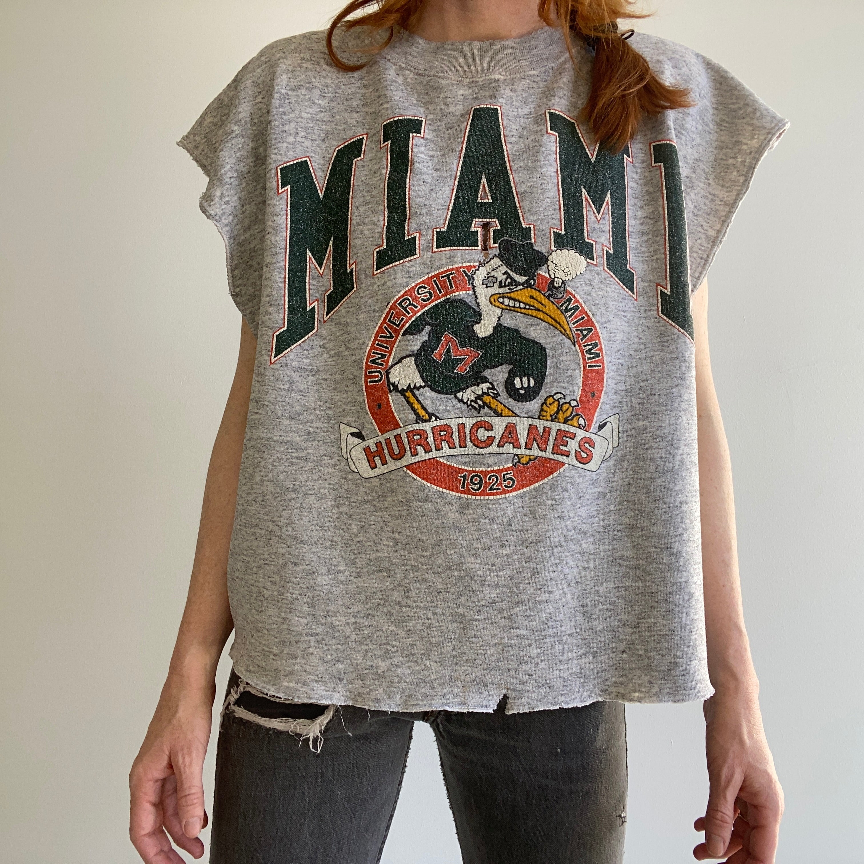 1980s Super Thrashed DIY Miami Hurricanes Cut Up Sweat/Muscle Tank - Surdimensionné