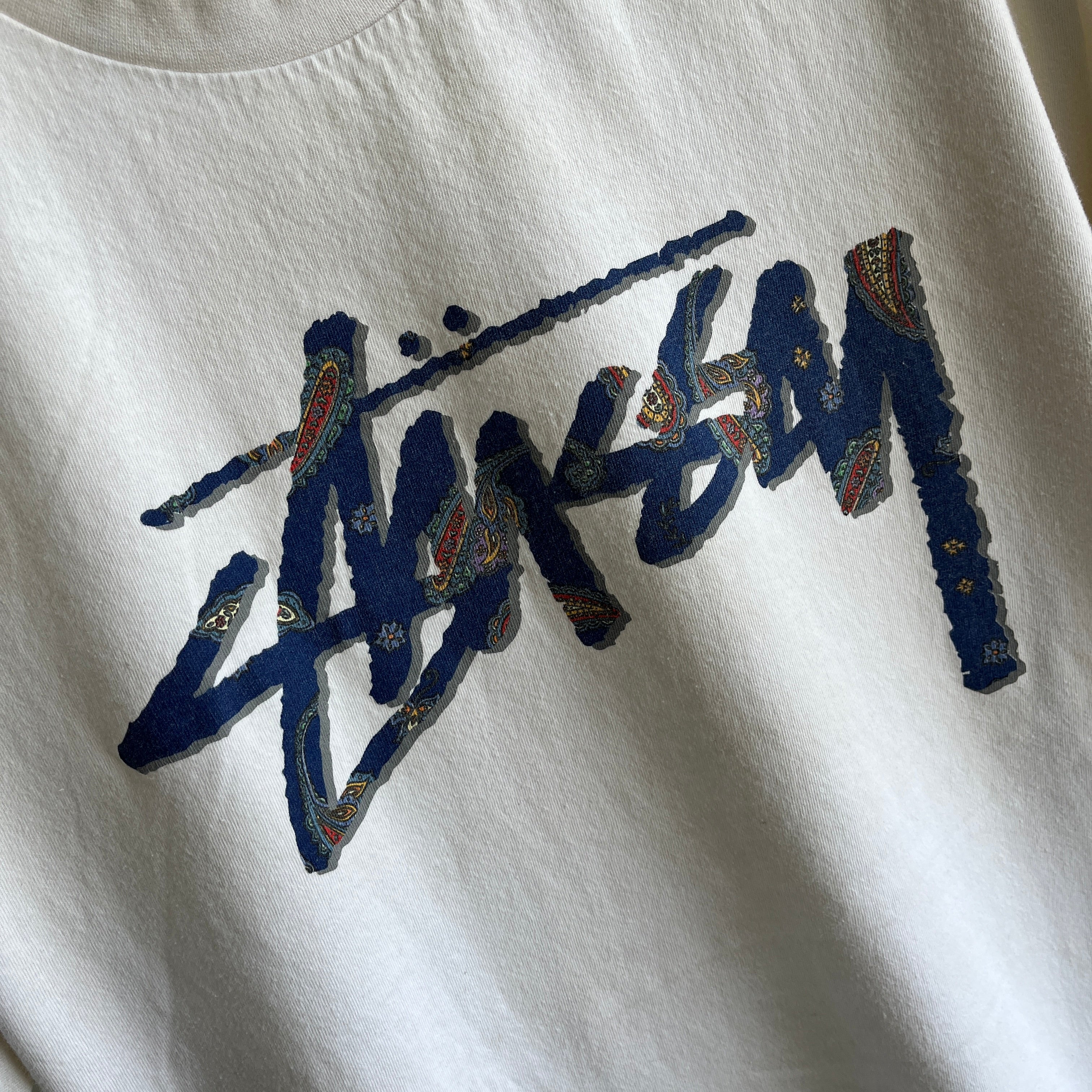 T-shirt à imprimé cachemire Stussy des années 1990/00