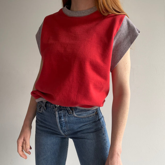Échauffement de la chemise musculaire à blocs de couleurs des années 1980