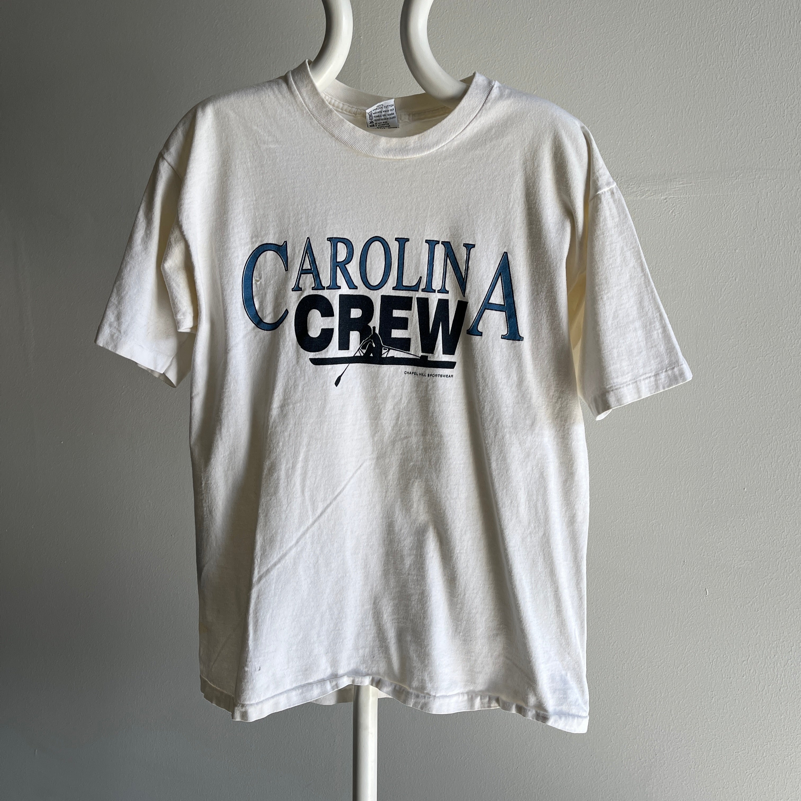 1990s Carolina Crew - T-shirt d'aviron par Cal Cru