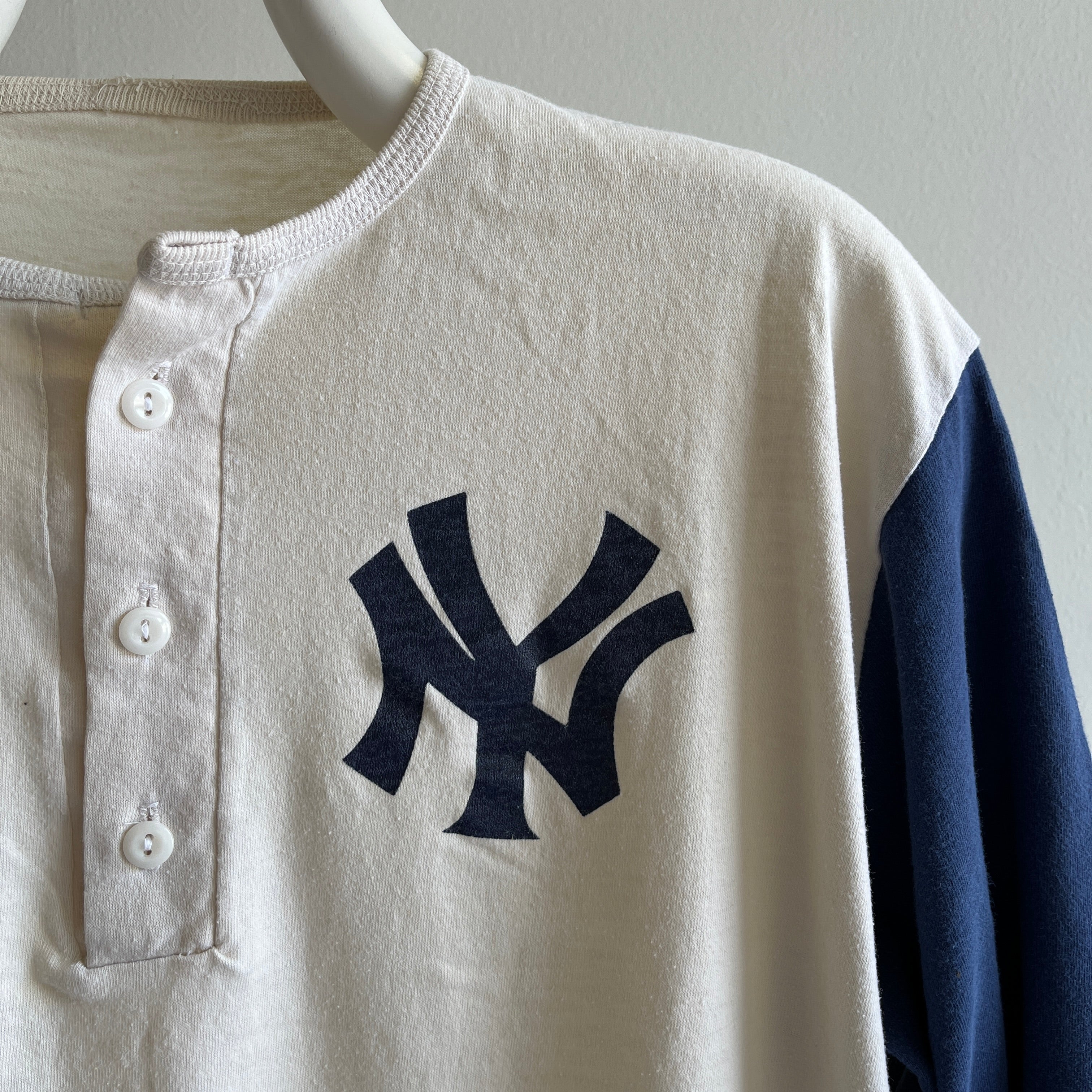 1970s New York Yankees Baseball T-Shirt (Go Dodgers!! Sorry, Had To) – Red  Vintage Co