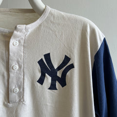 1970s New York Yankees Baseball T-Shirt (Go Dodgers!!  Sorry, Had To)
